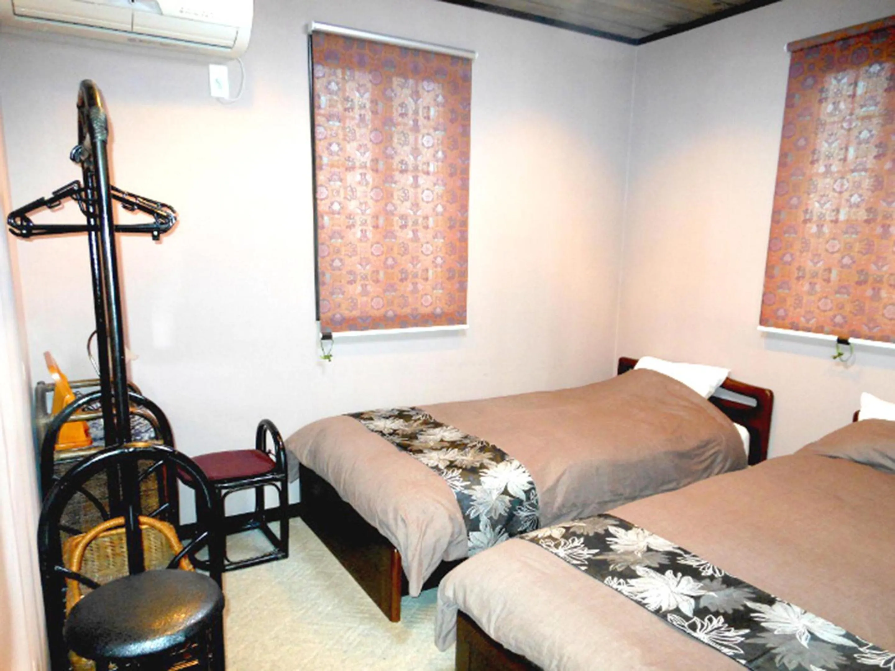 Twin Room in J-Garden