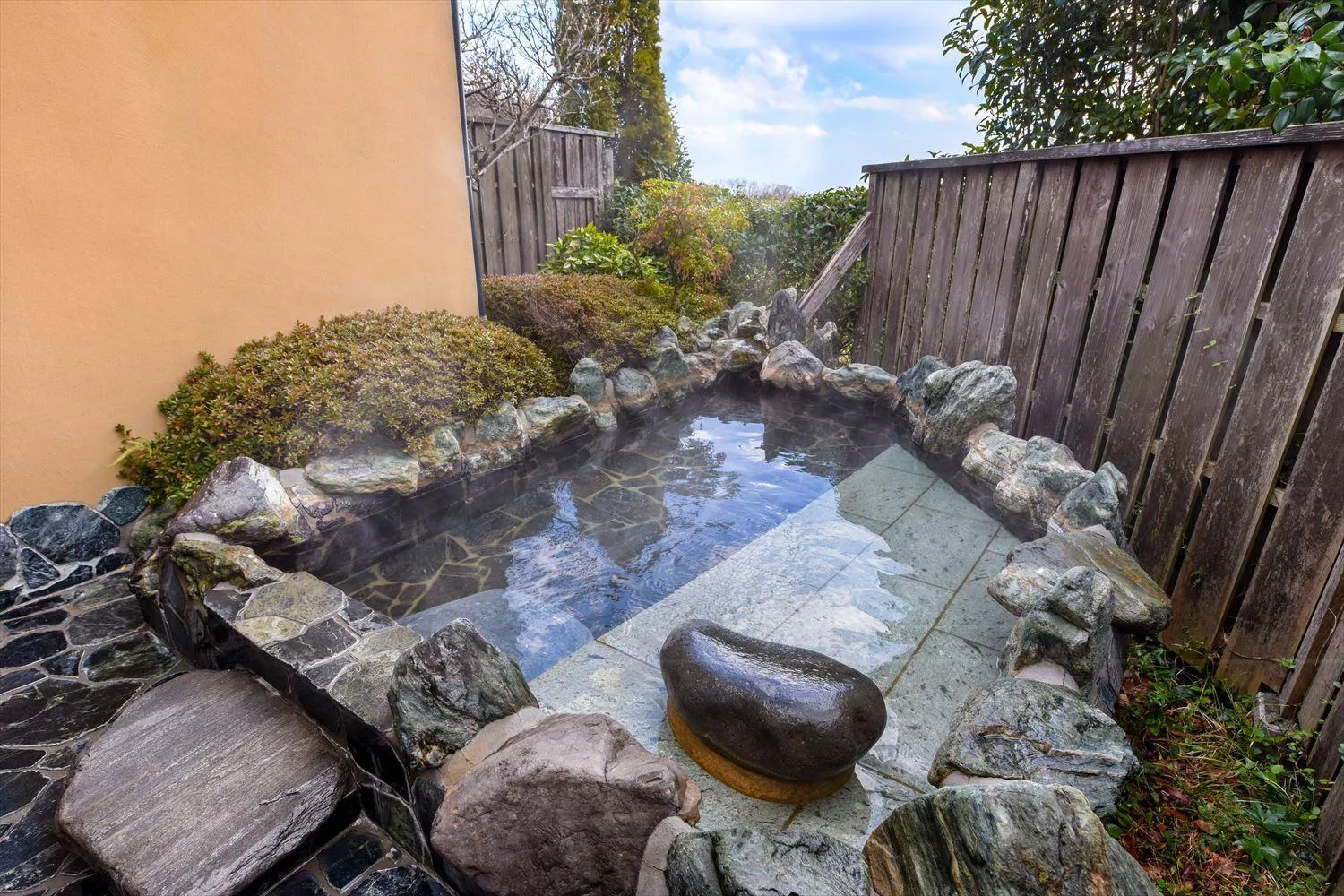 Garden in Hanare Yado Yosizumi