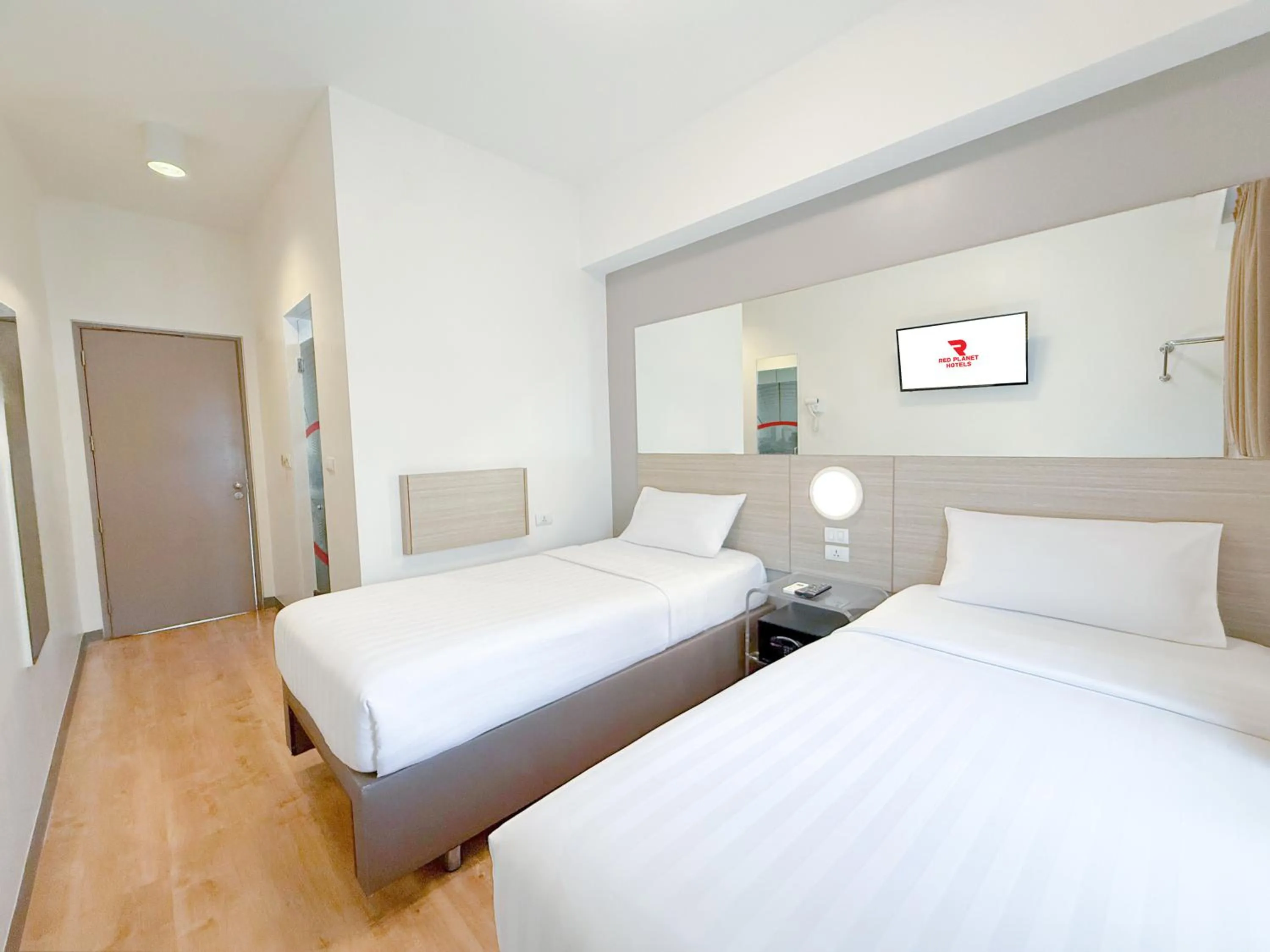 Bed in Red Planet Ortigas