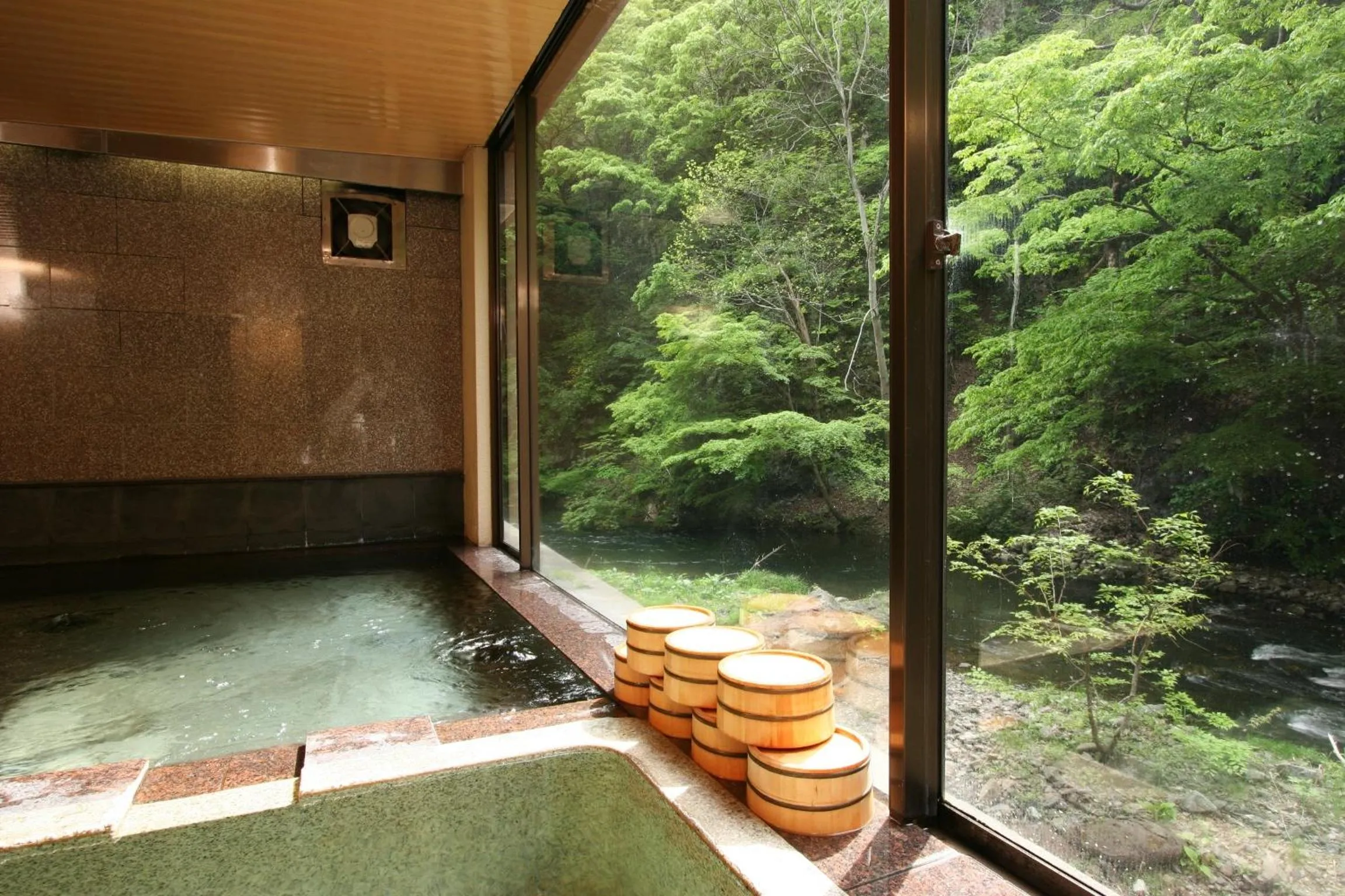 Hot Spring Bath in Konjakutei