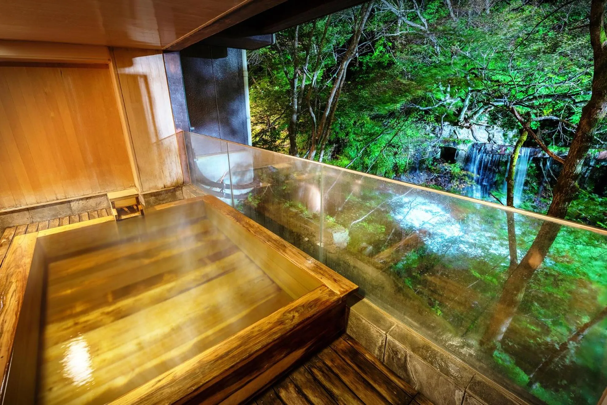 Hot Spring Bath in Konjakutei