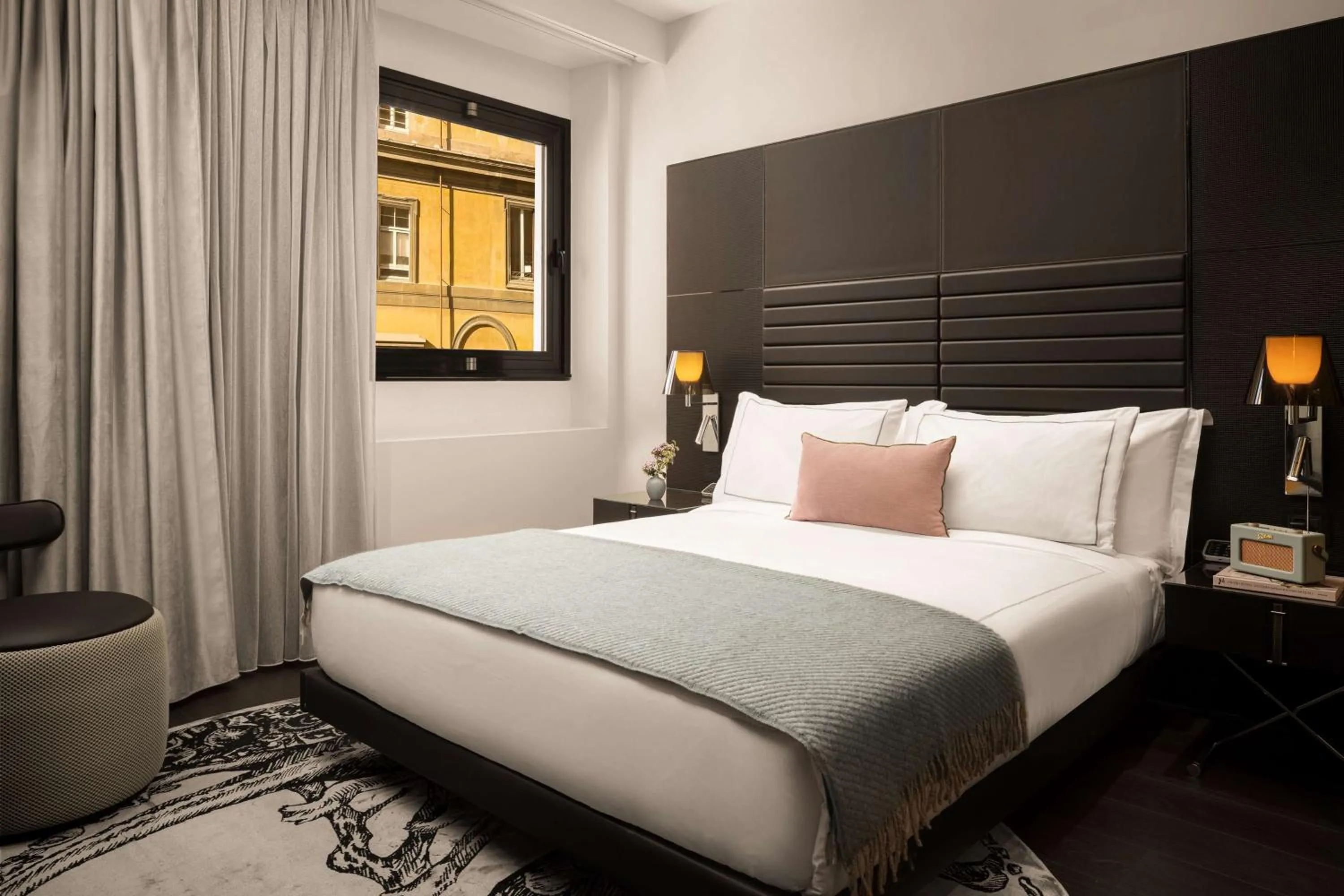 Bedroom, Bed in art'otel Rome Piazza Sallustio, Powered by Radisson Hotels