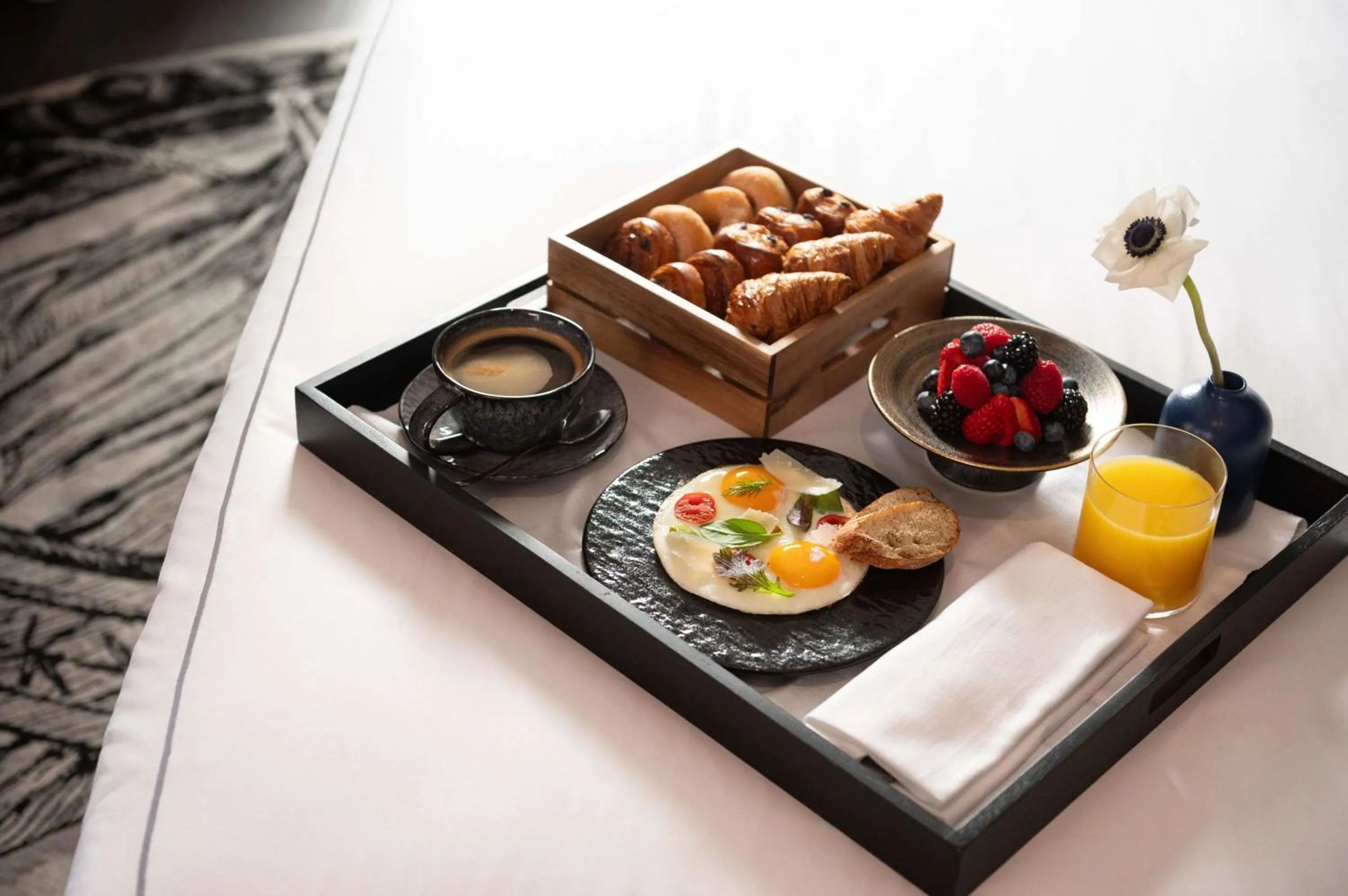 Food and drinks in art'otel Rome Piazza Sallustio, Powered by Radisson Hotels