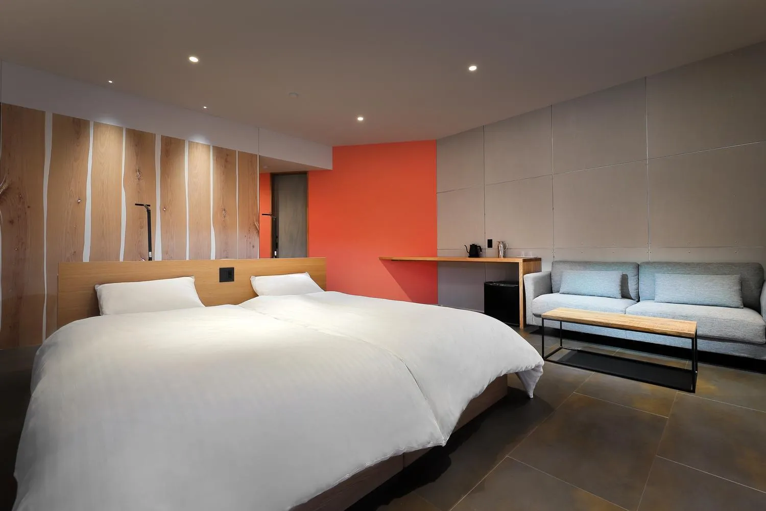 Bed in Shin Toji Hotel Lulud