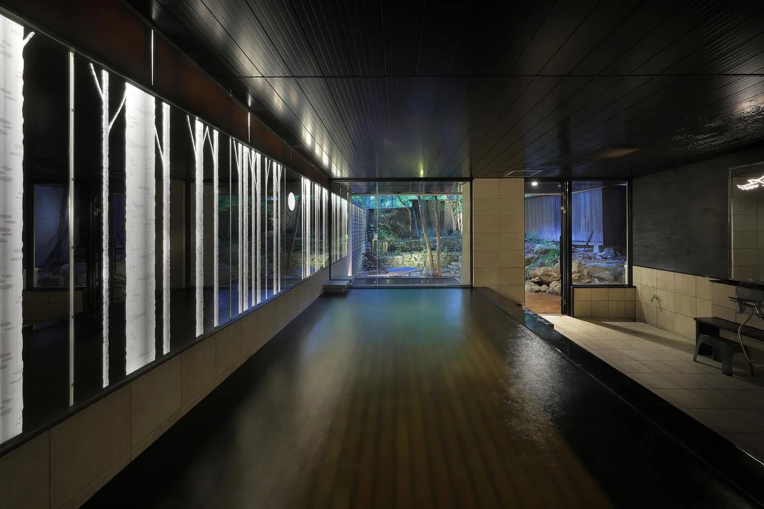 Hot Spring Bath in Shin Toji Hotel Lulud