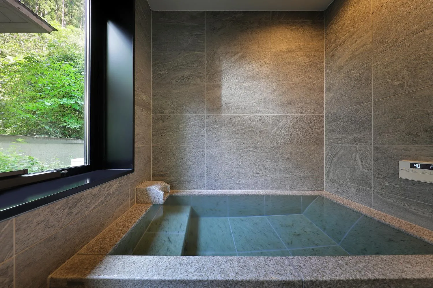 Hot Spring Bath in Shin Toji Hotel Lulud