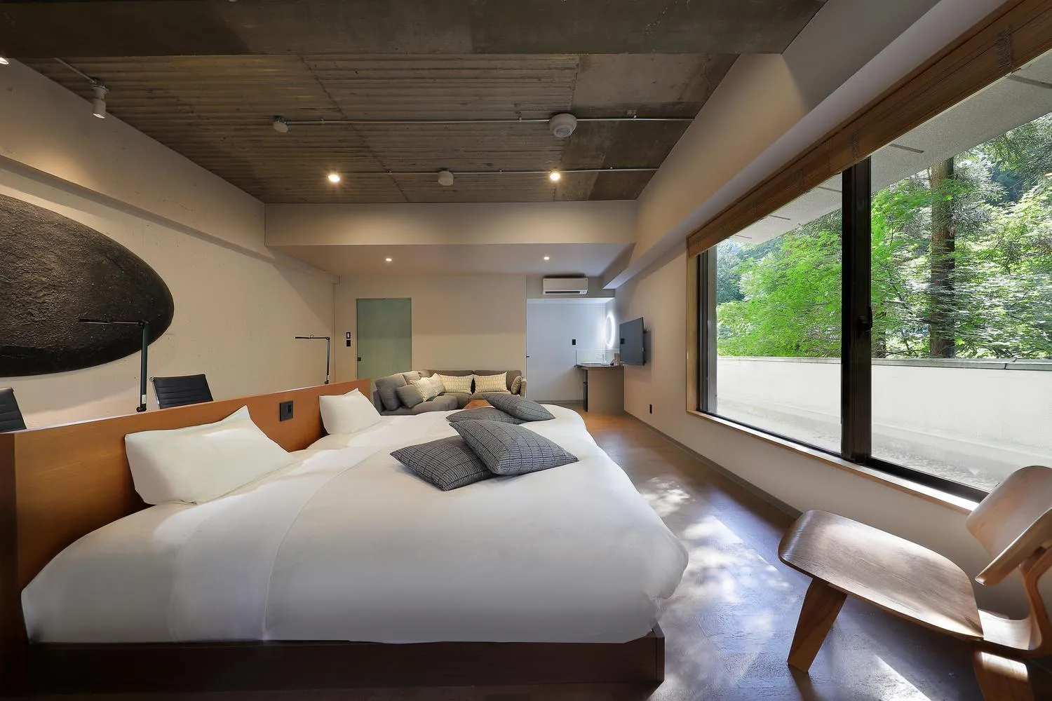 Bed in Shin Toji Hotel Lulud