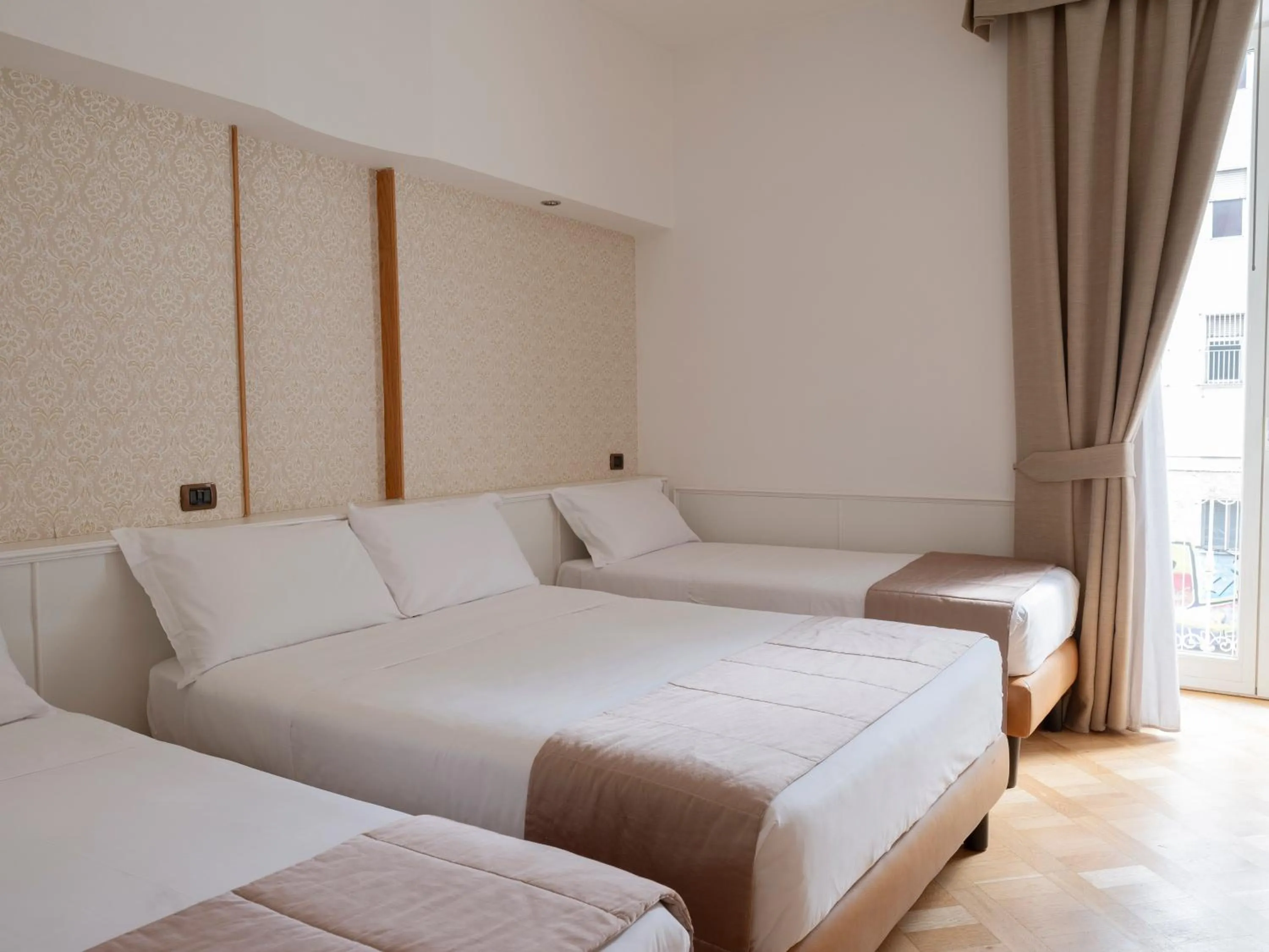 Photo of the whole room, Bed in Grand Hotel Europa & Restaurant