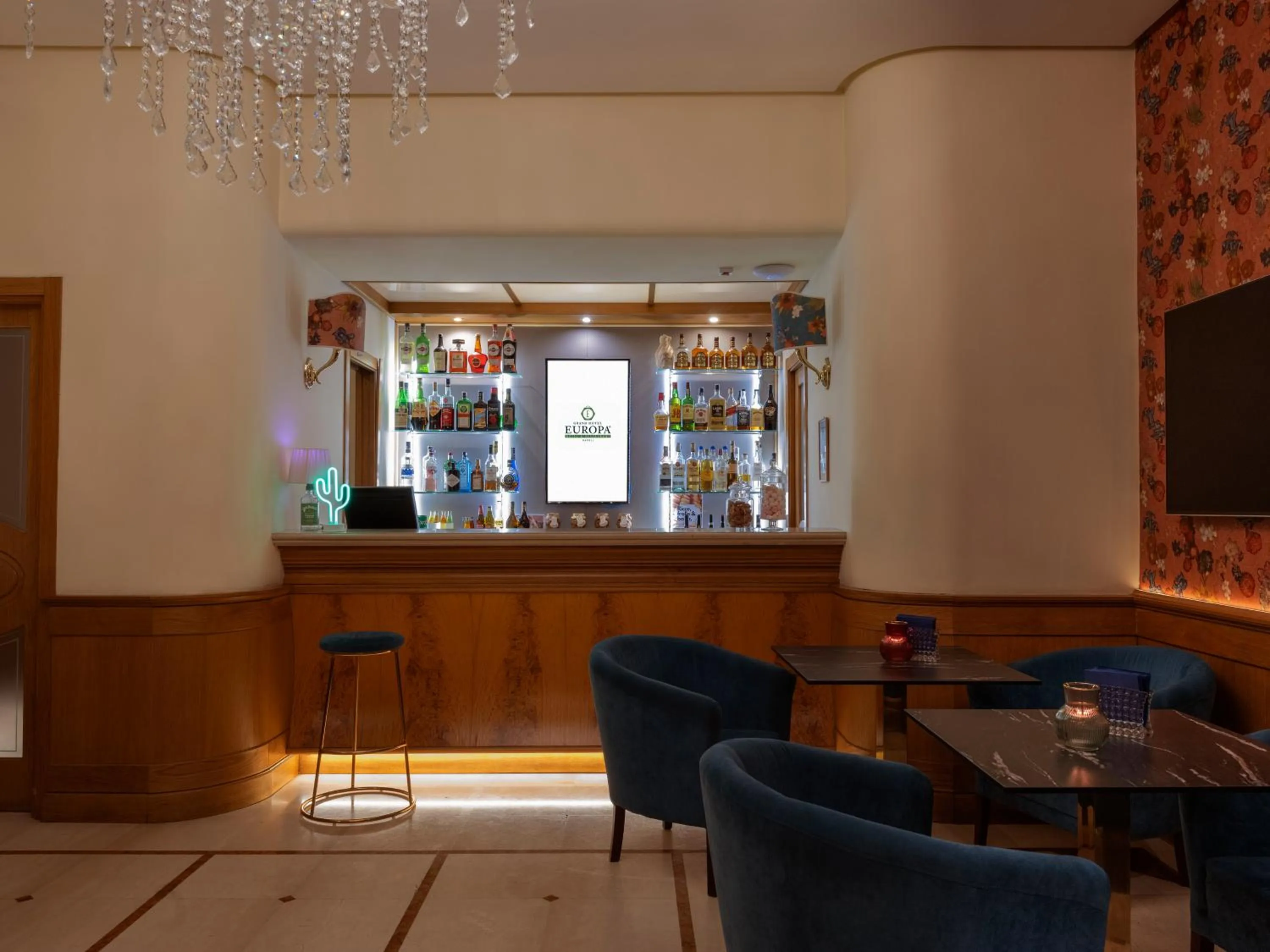 Restaurant/places to eat in Grand Hotel Europa & Restaurant