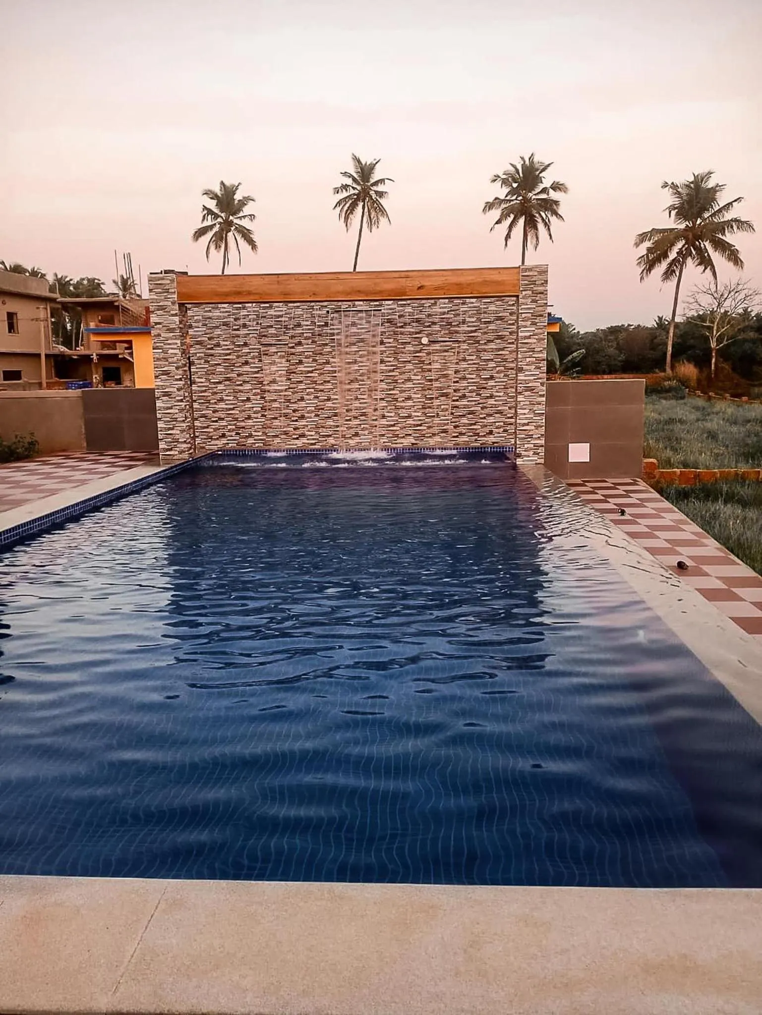 Property building in Rofinos Cottages