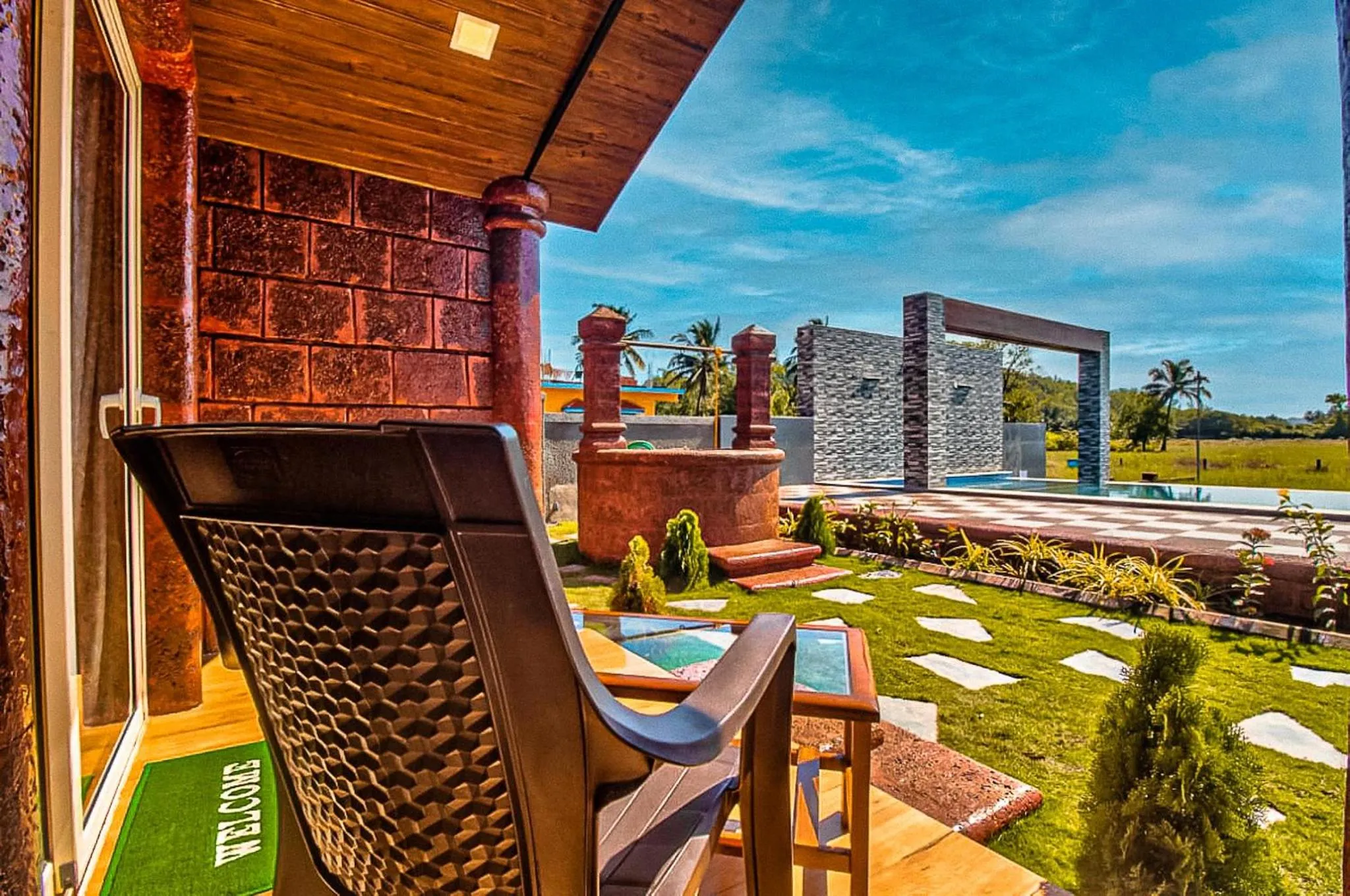 Patio in Rofinos Cottages