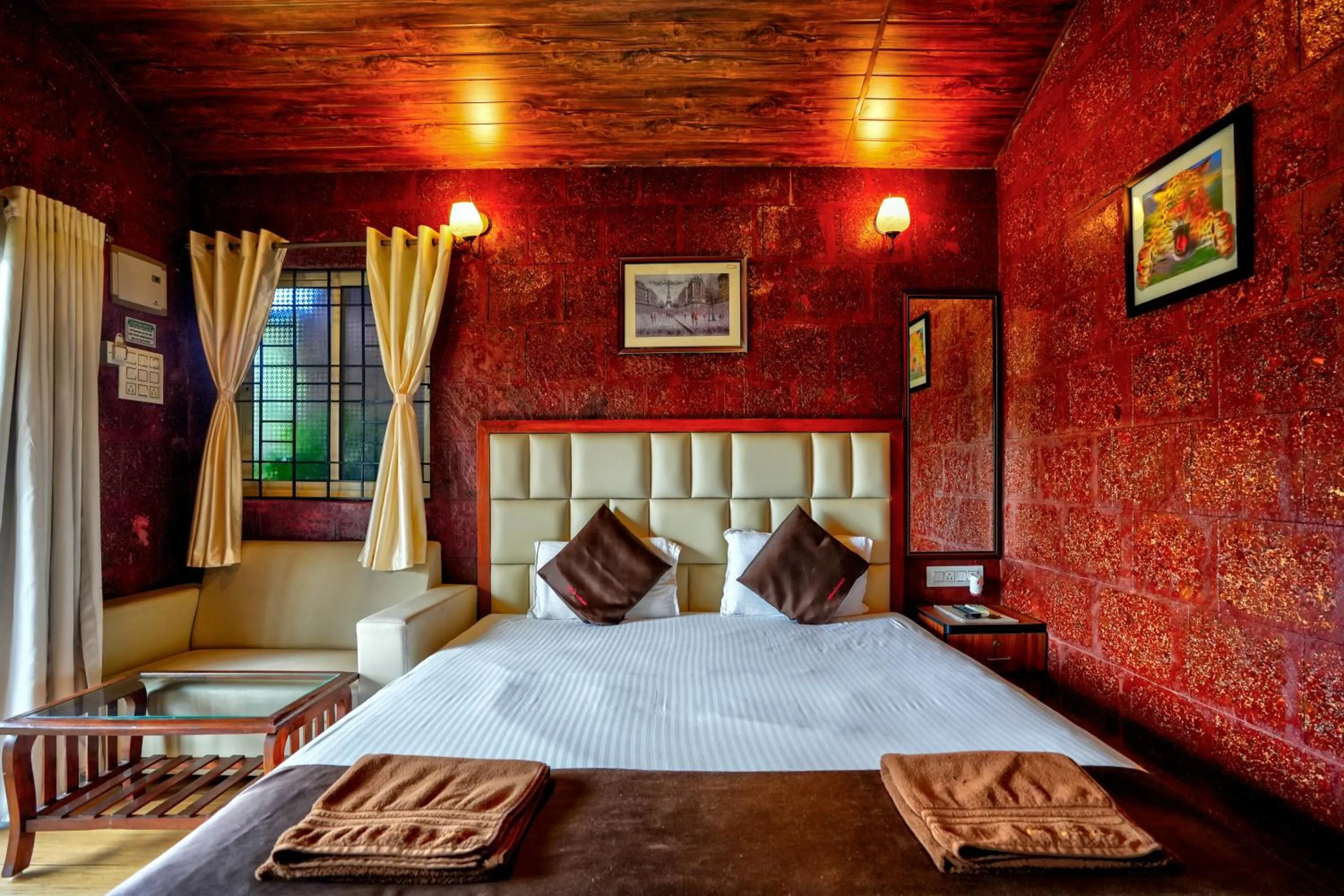 Bed in Rofinos Cottages