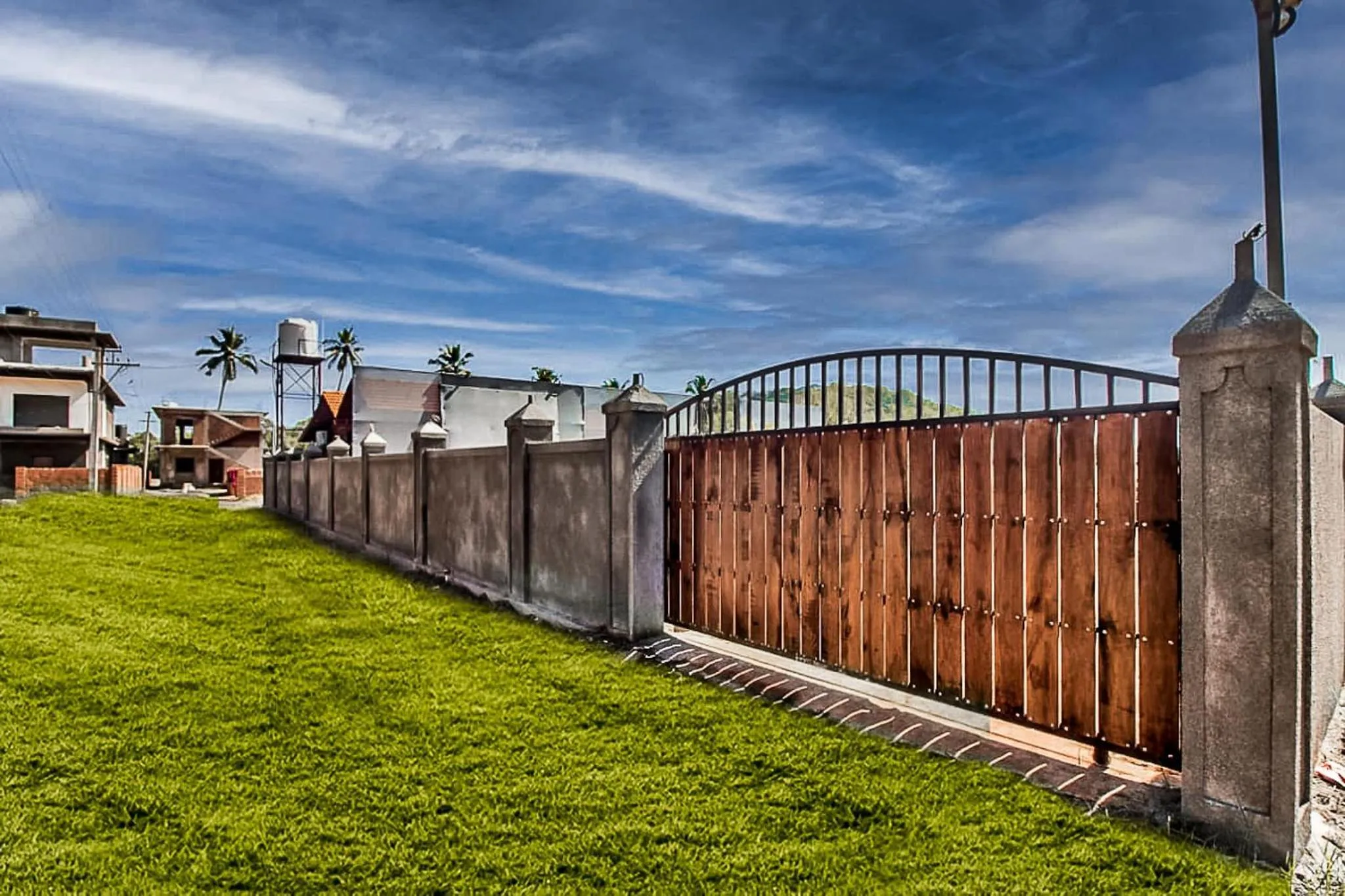 Property building in Rofinos Cottages