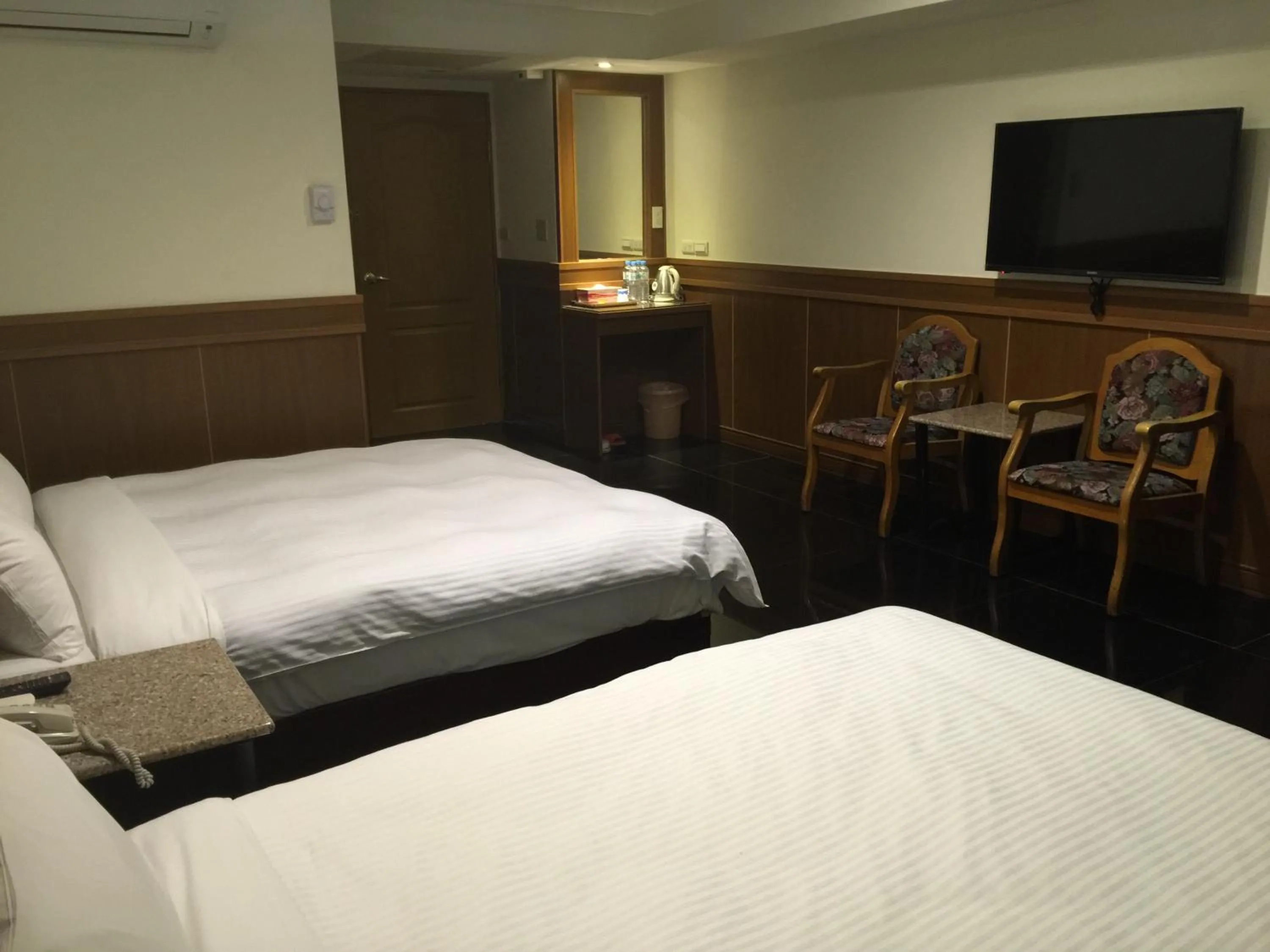 Photo of the whole room, Bed in 奇萊大飯店 Chuline Hotel