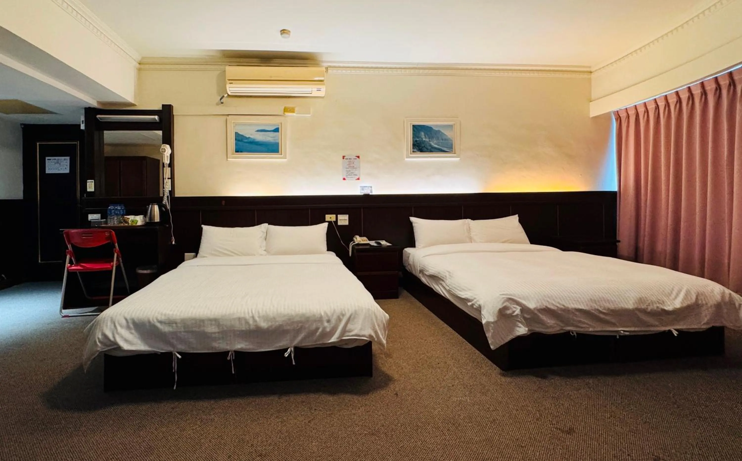 Photo of the whole room, Bed in 奇萊大飯店 Chuline Hotel