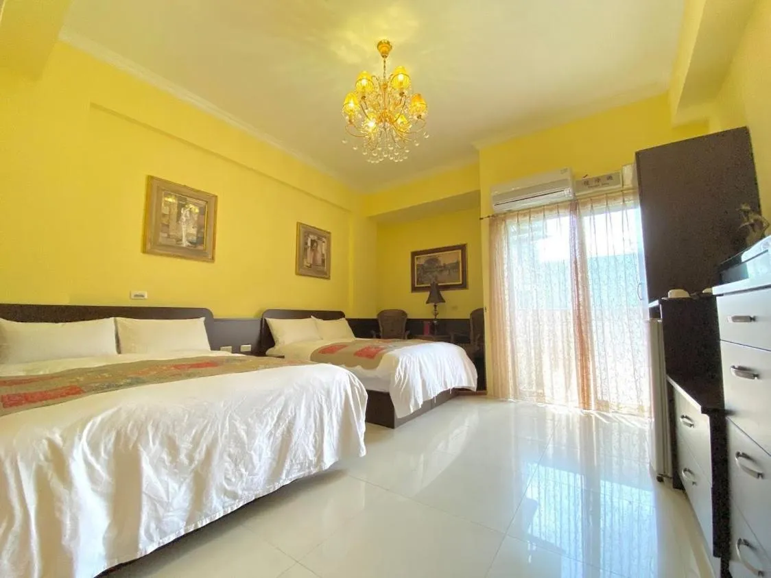 Bed in Ho Feng Private Hotel 電梯自助民宿