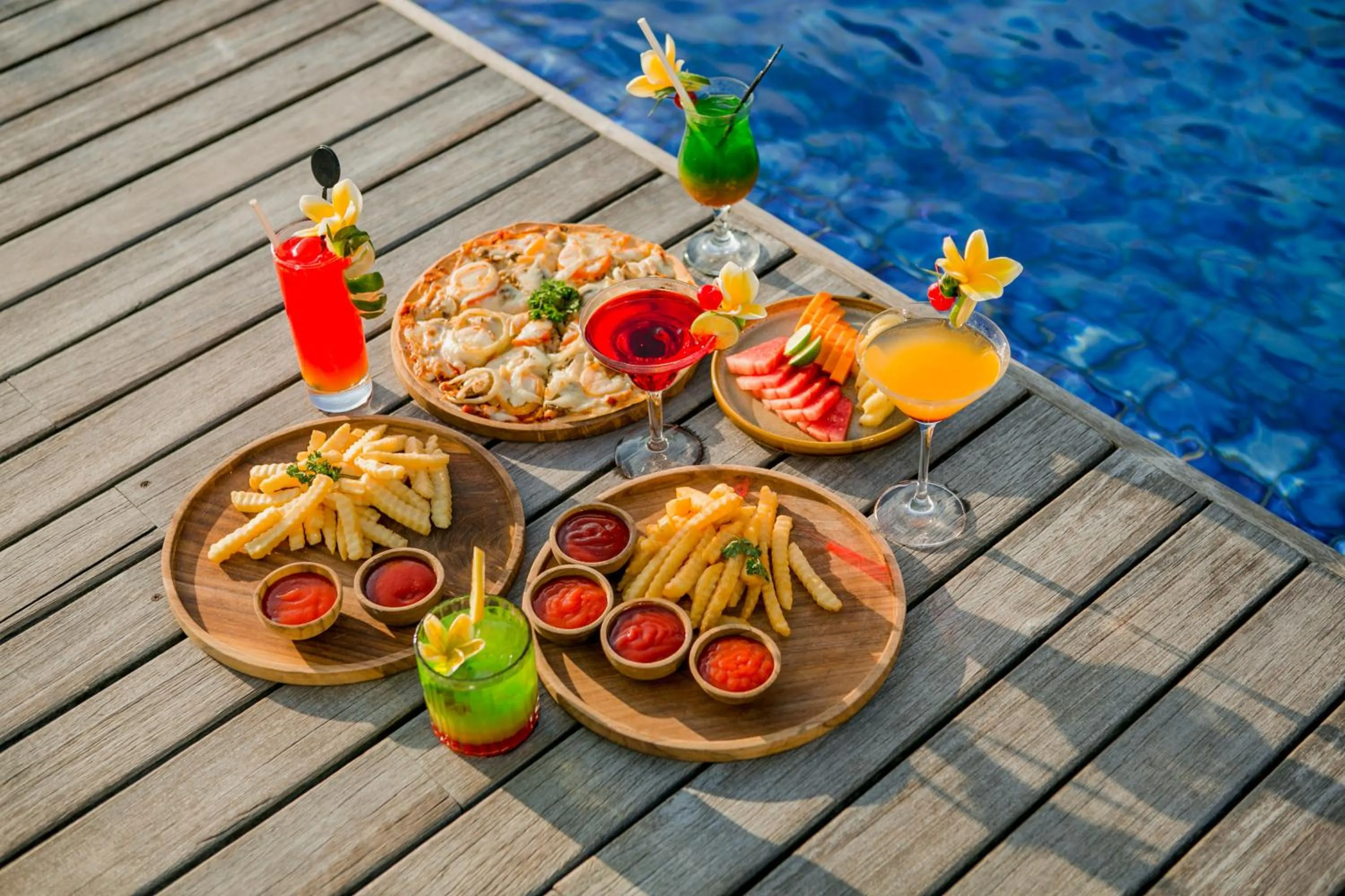 Food and drinks in J4 Hotels Legian