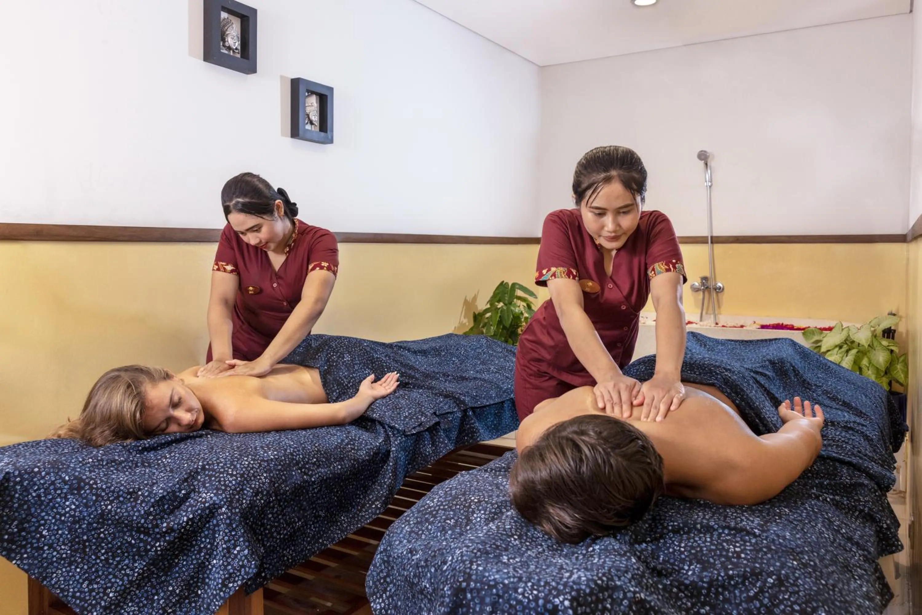 Massage in J4 Hotels Legian