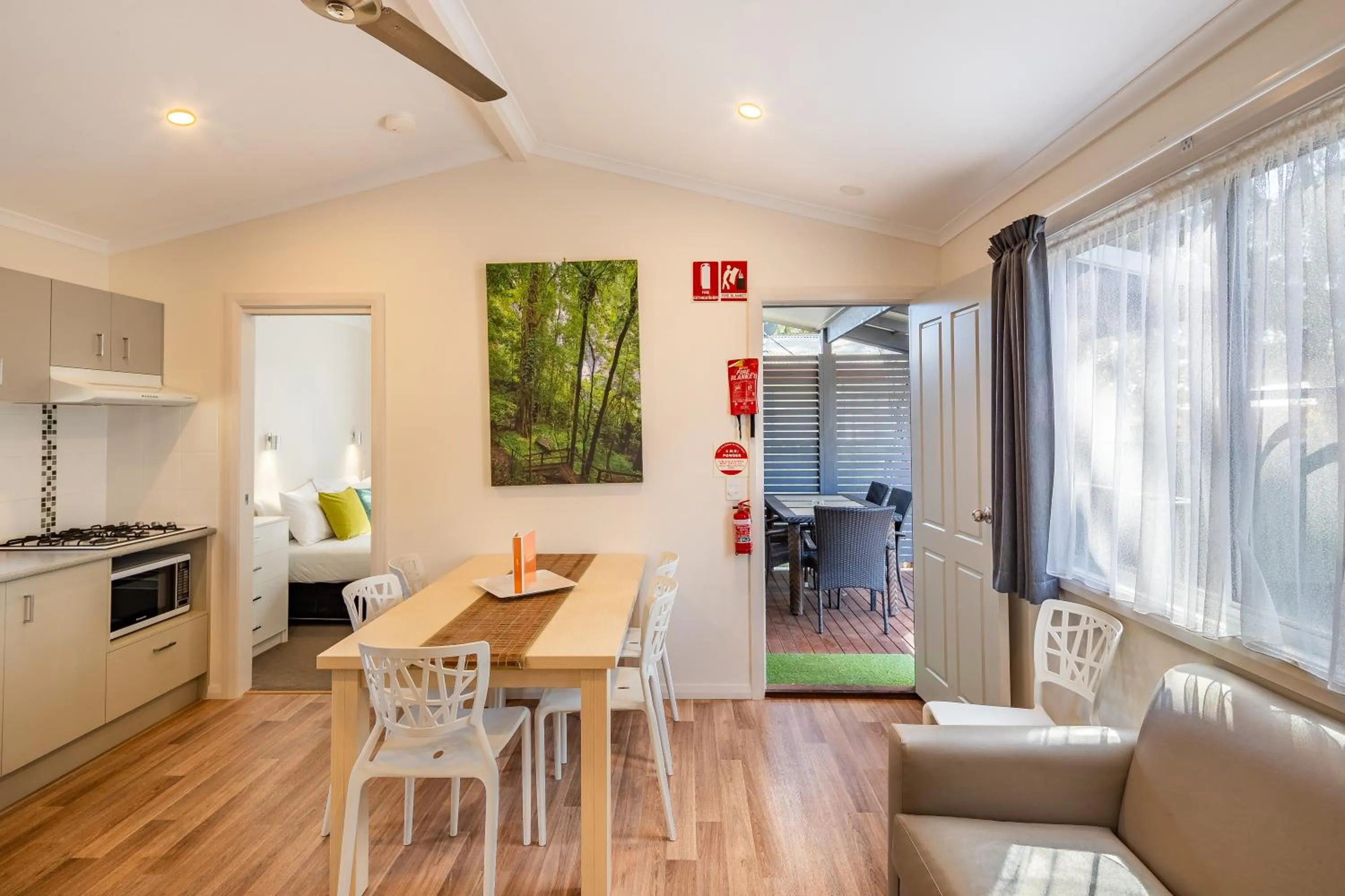 Kitchen or kitchenette in Ingenia Holidays Bonny Hills