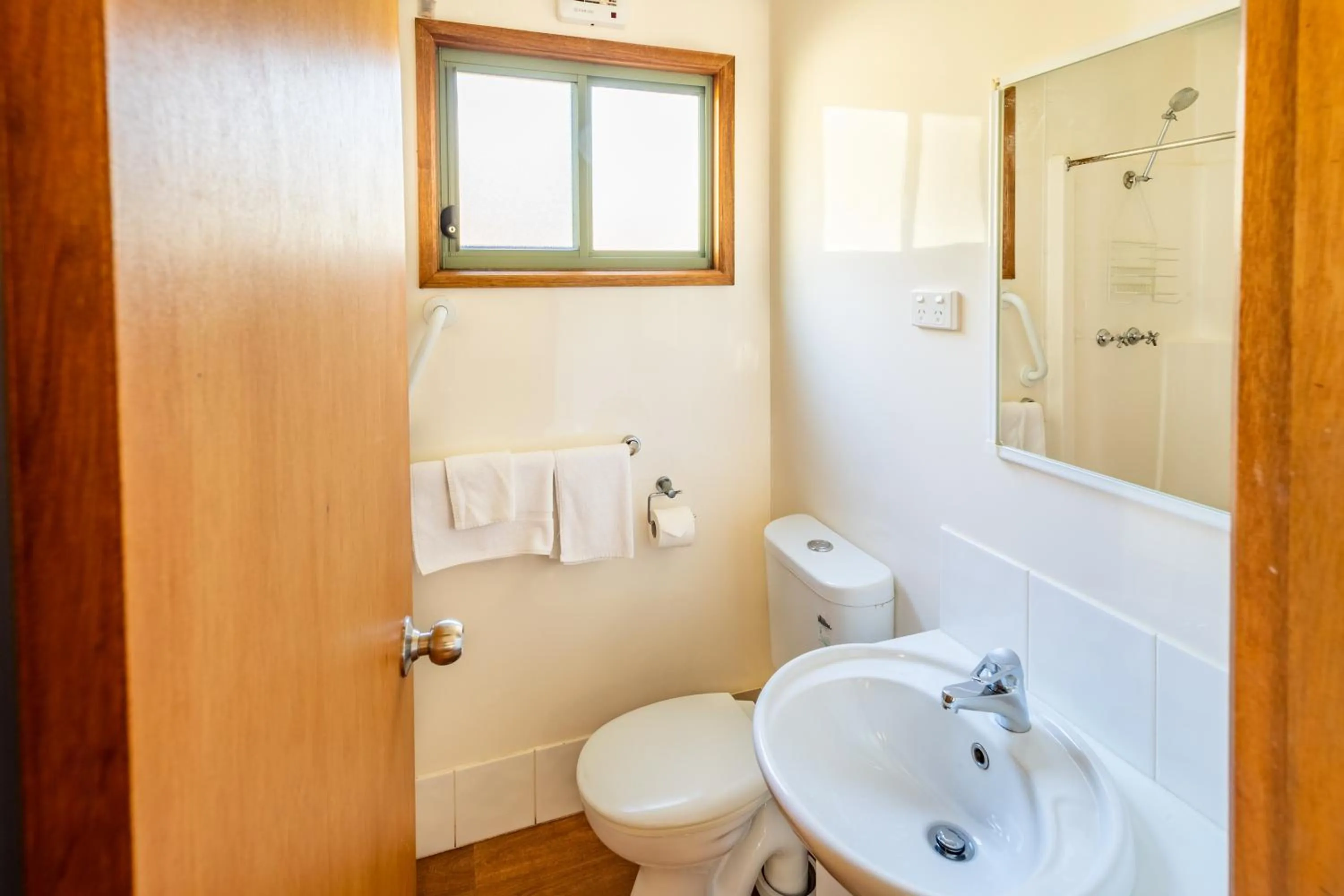 Bathroom in Ingenia Holidays Bonny Hills