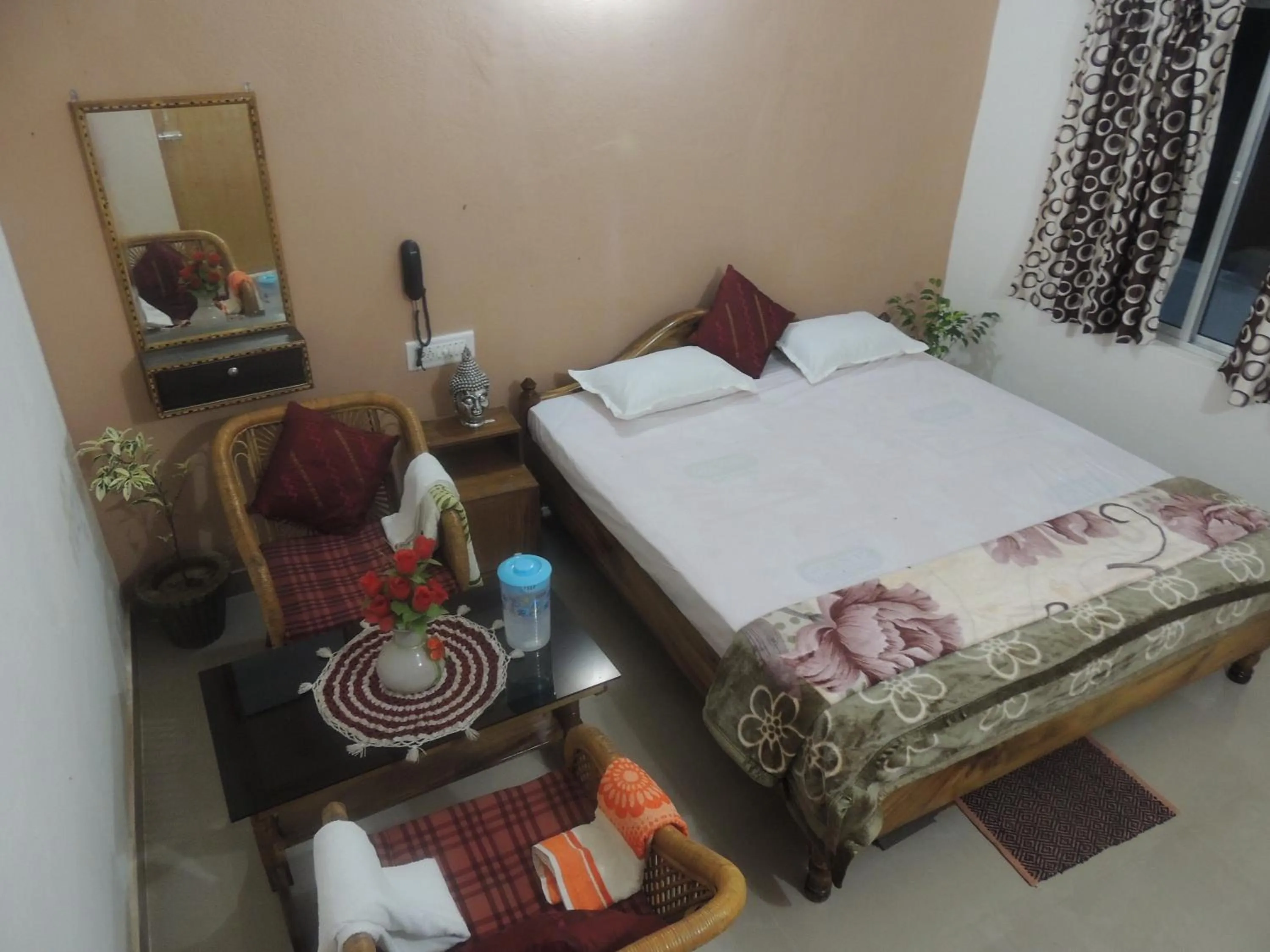 Bedroom, Bed in Surya Inn