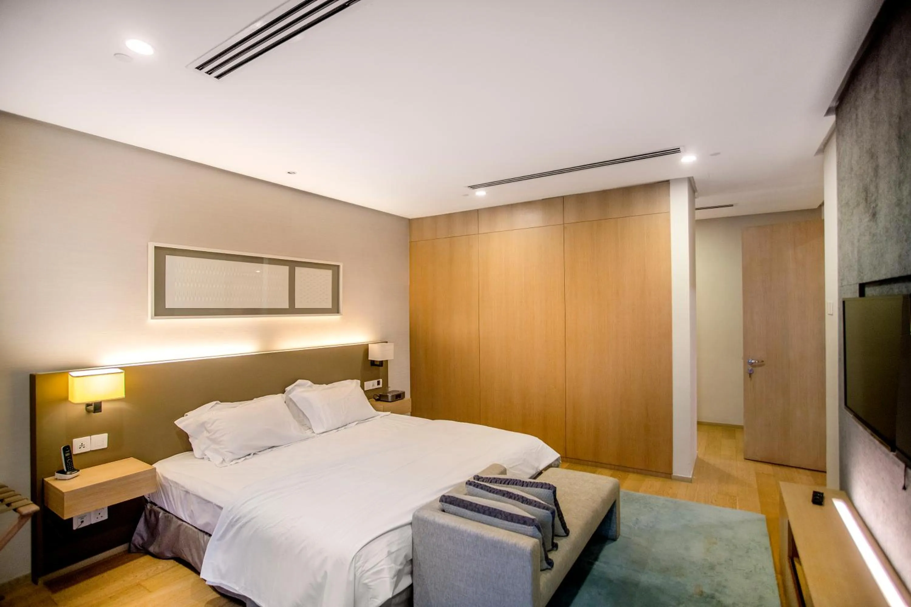 Bed in 188 Suites with Washer and Bathtub near KLCC Kula Lumpur