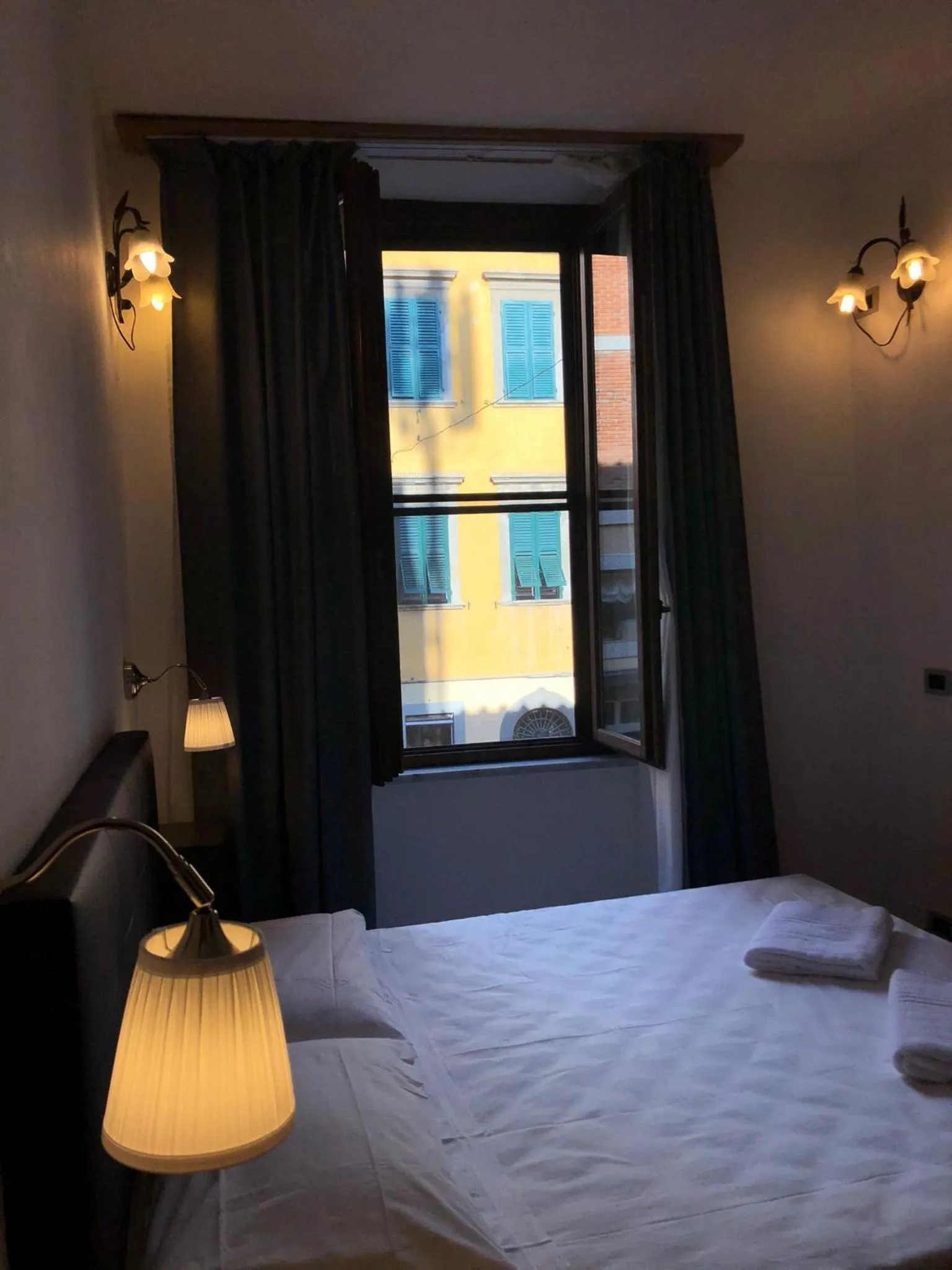 View (from property/room), Bed in Hotel Francesco