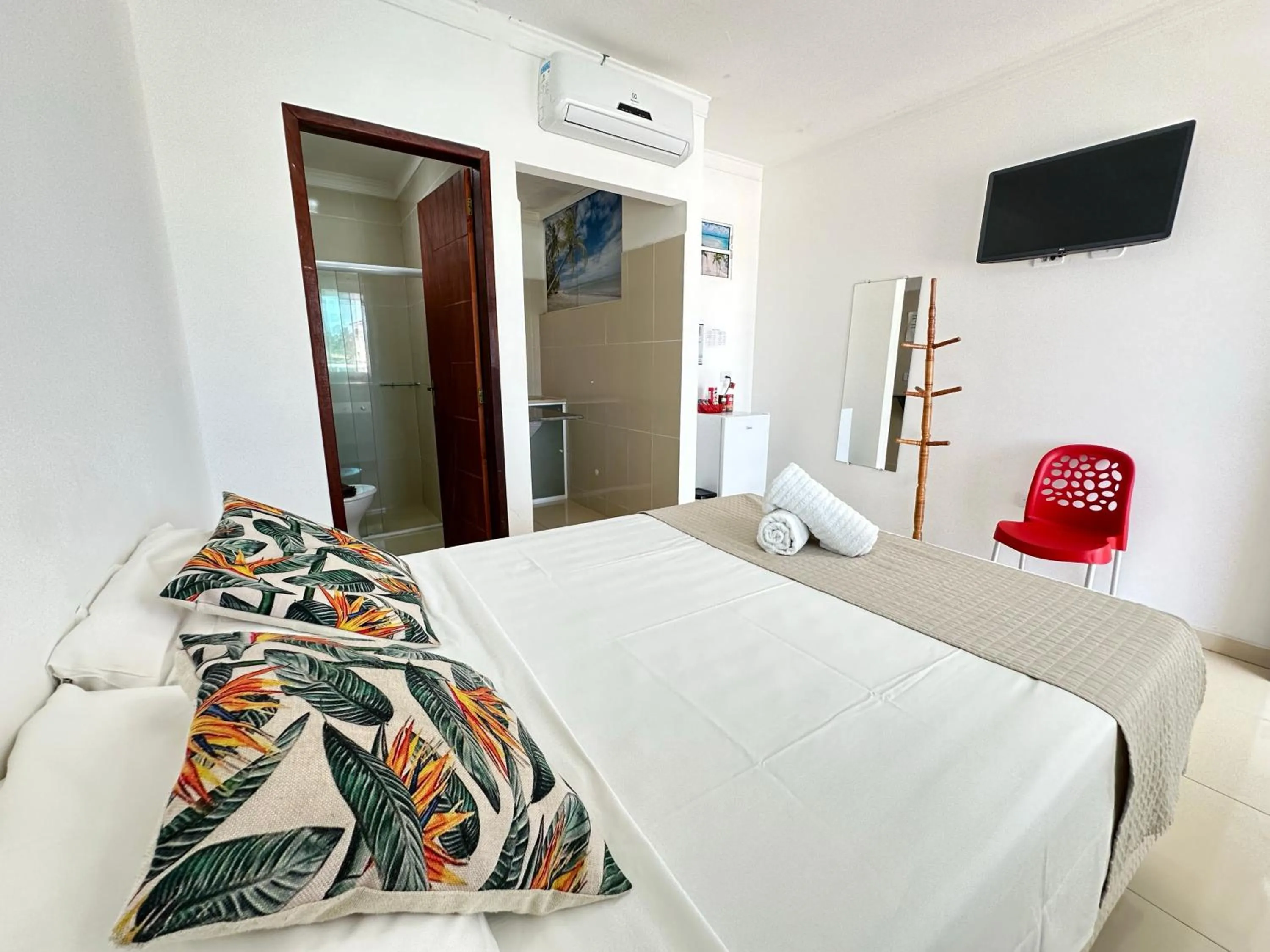 Bedroom, Bed in Dellas Pousada