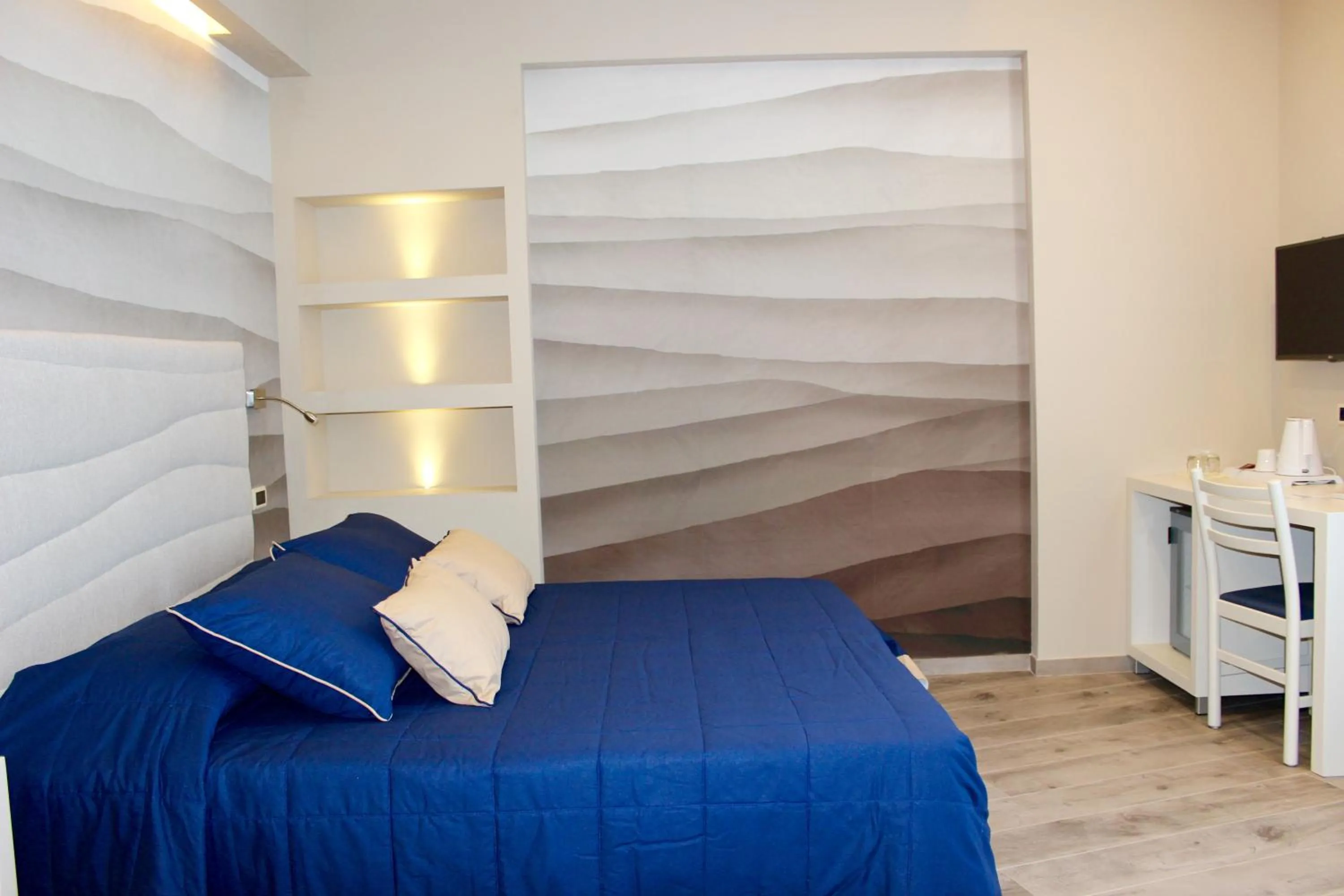 Bed in Astoria Hotel