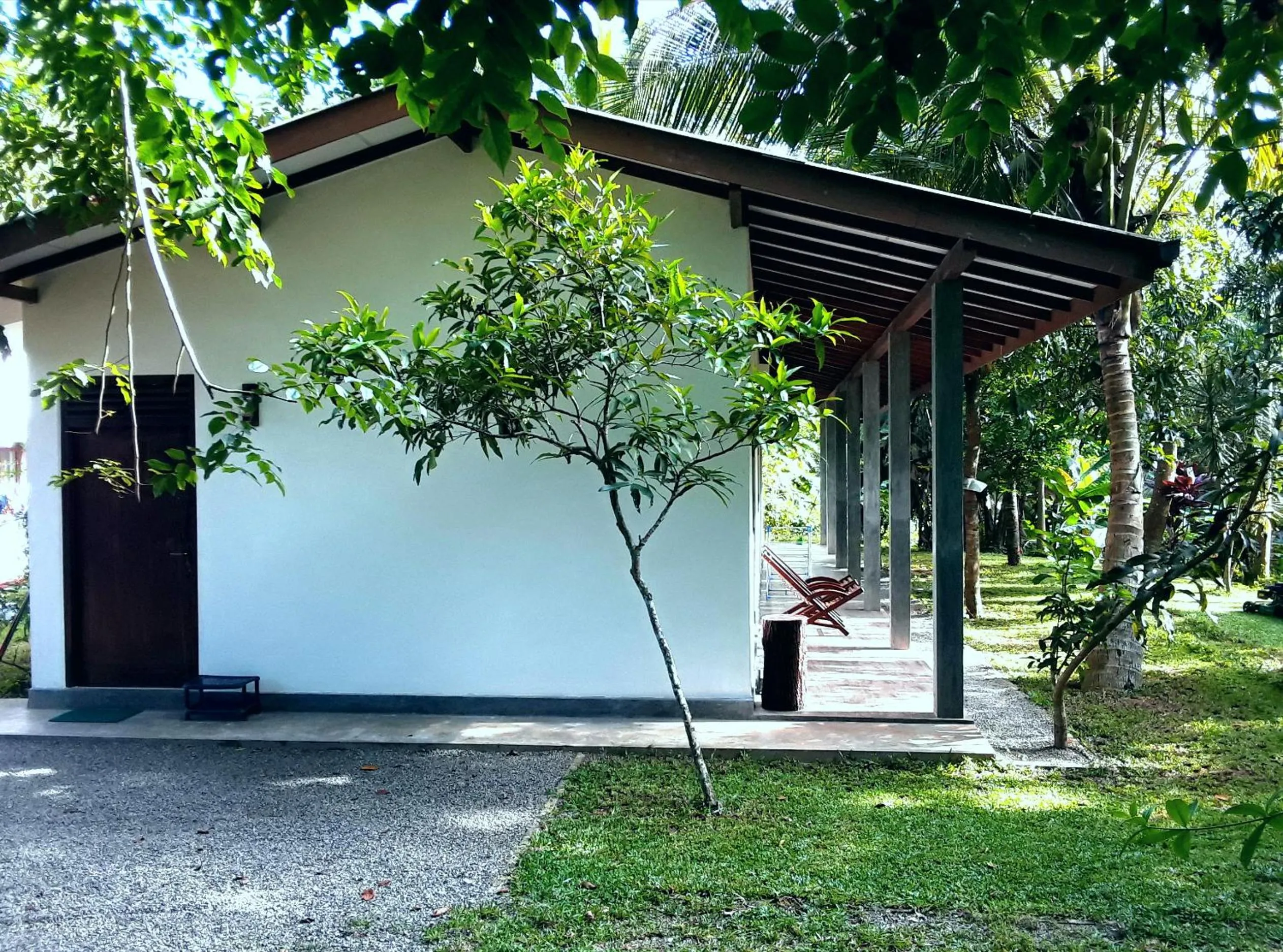 Property building in Sky Residence Hikkaduwa