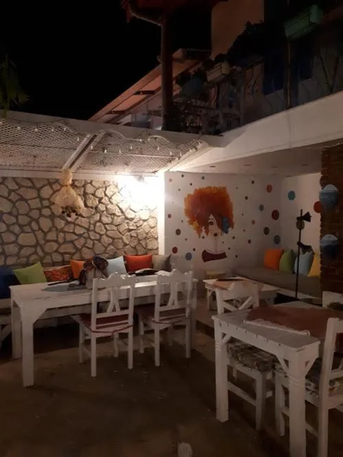 Patio in Eleni (L&E) Pansiyon