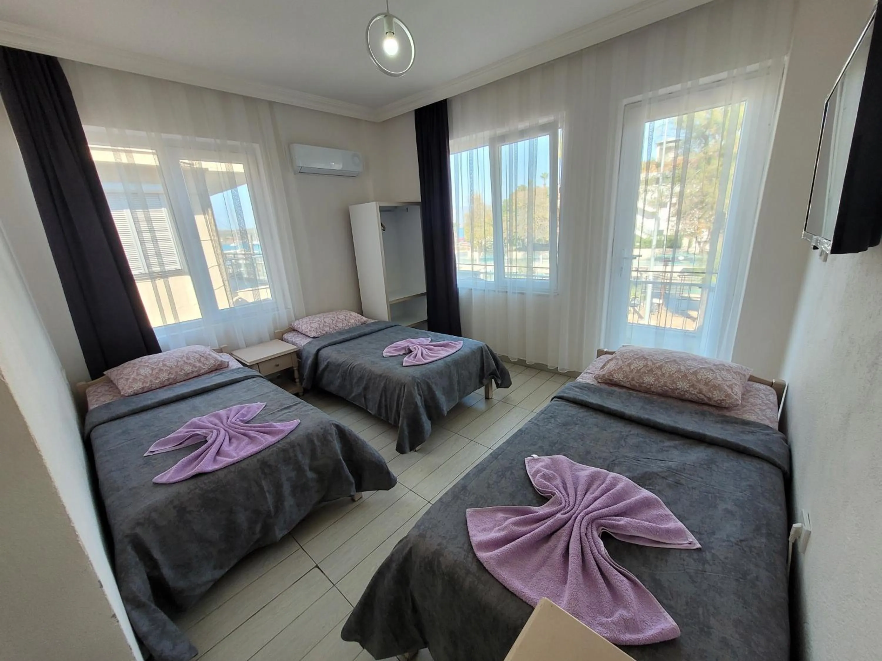 Bed in Cetin Pansiyon