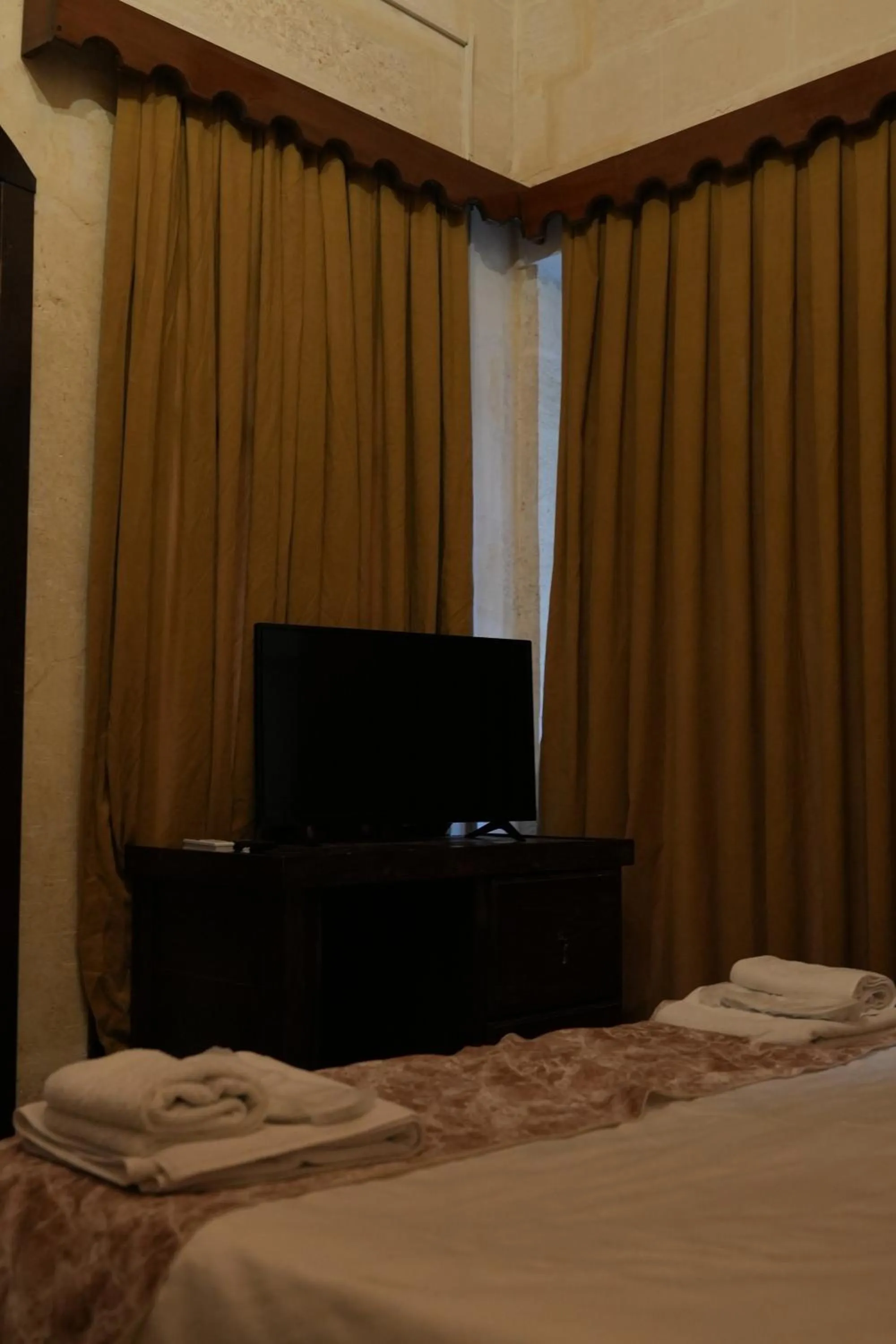 Bed in JOSELİN HOTEL