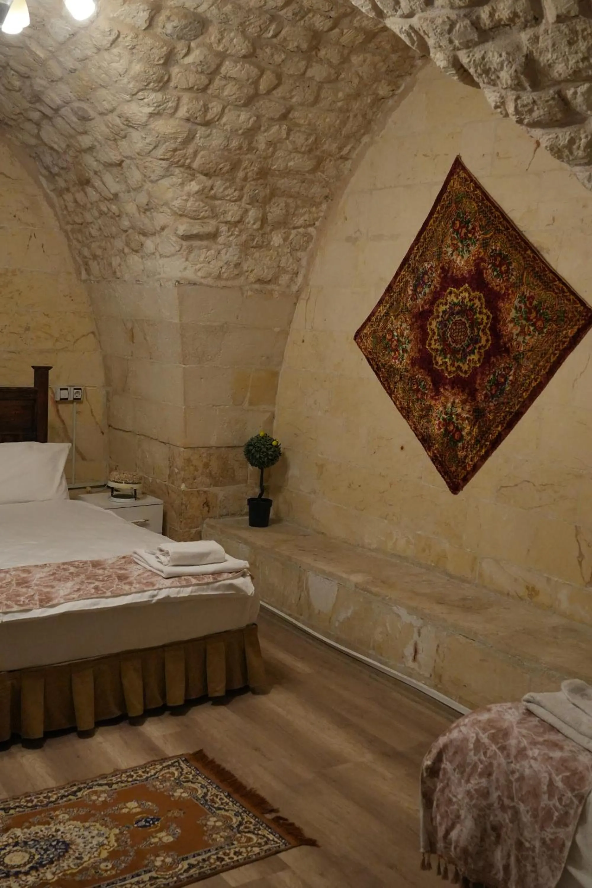 Bedroom, Bed in JOSELİN HOTEL