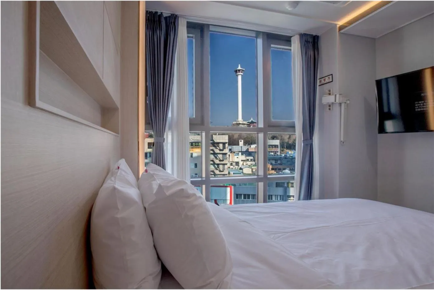 Bed in Griffinbay Hotel