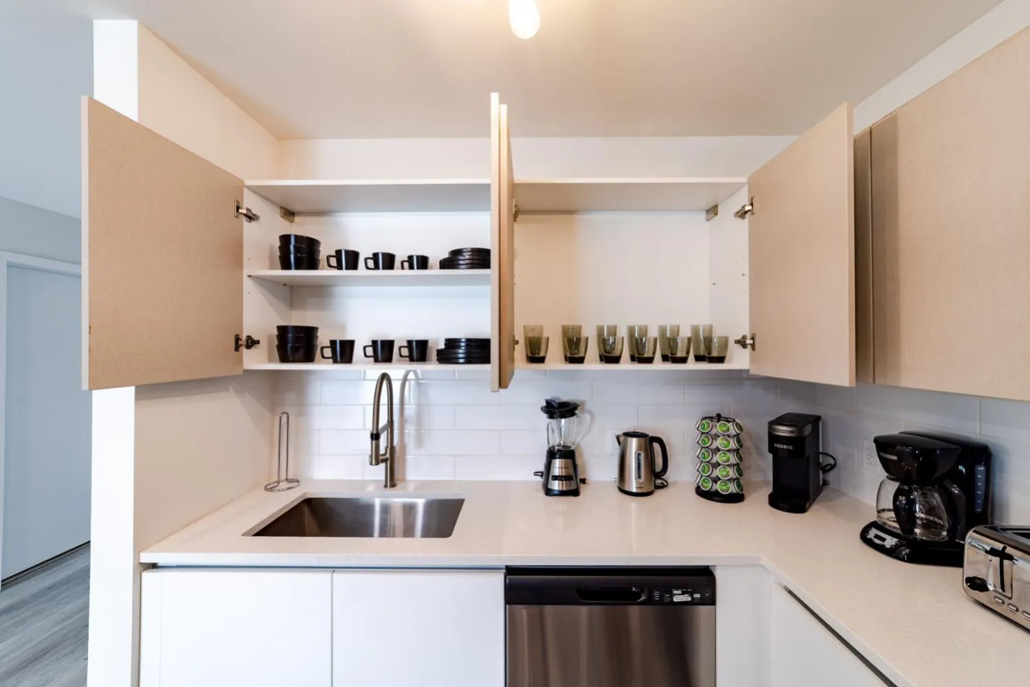 Kitchen or kitchenette in Lofts of Aventura