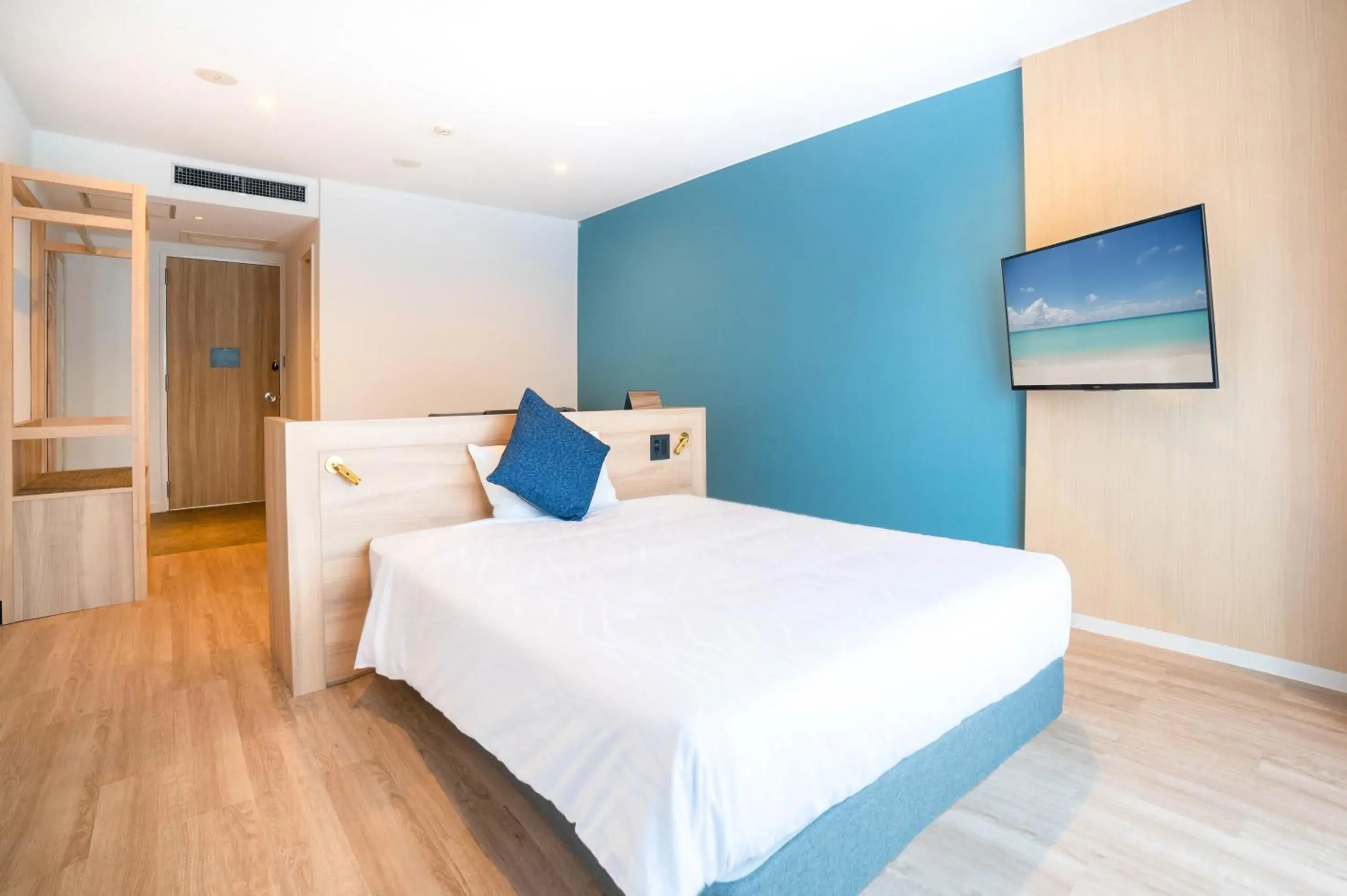 Superior Double Room - single occupancy in Resort Hotel Kume Island Superior Double Room - single occupancy in Resort Hotel Kume Island