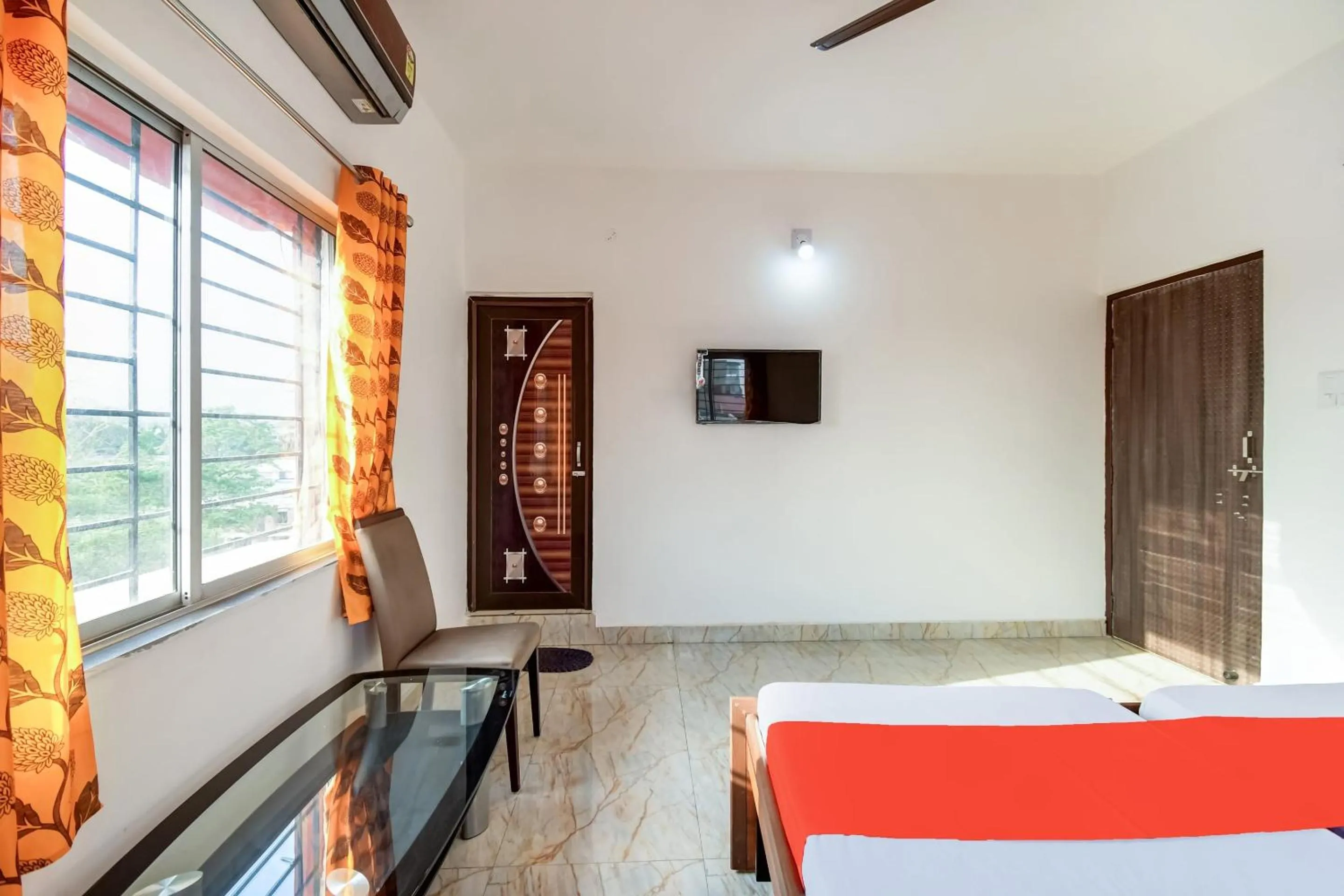 Bedroom, Bed in Hotel O Creation Premium