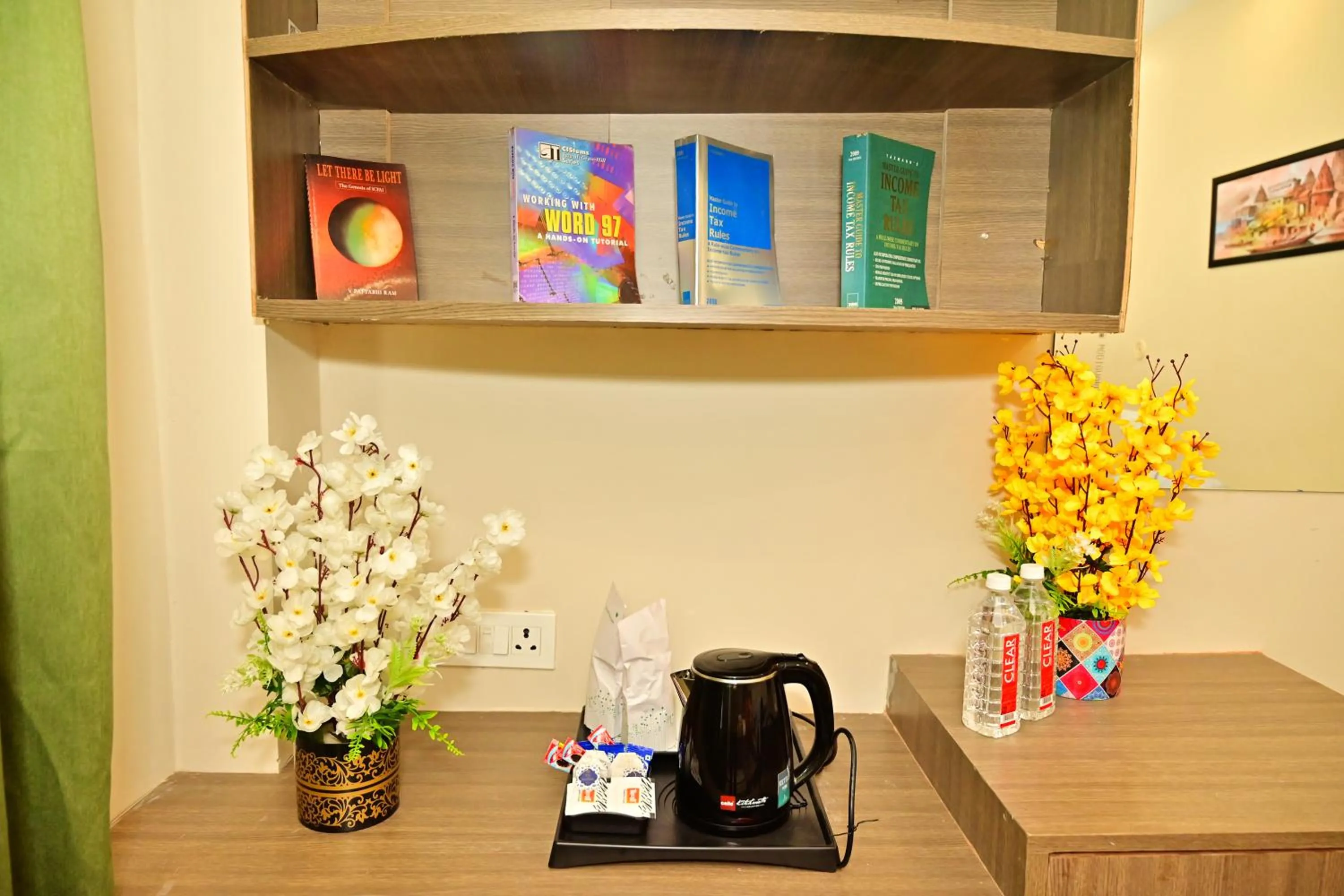 Coffee/tea facilities in Bluebells Varanasi