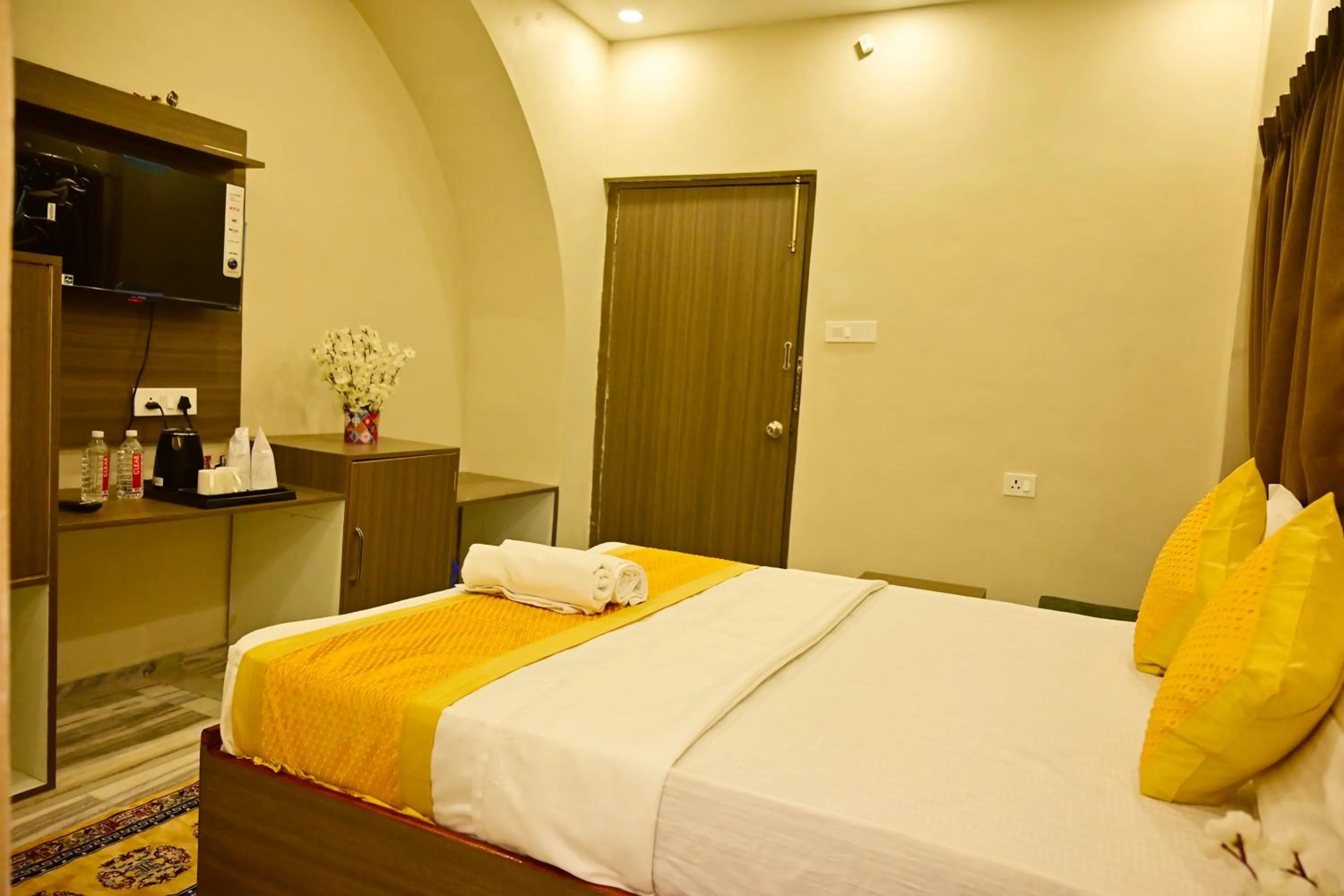 Bedroom, Bed in Bluebells Varanasi