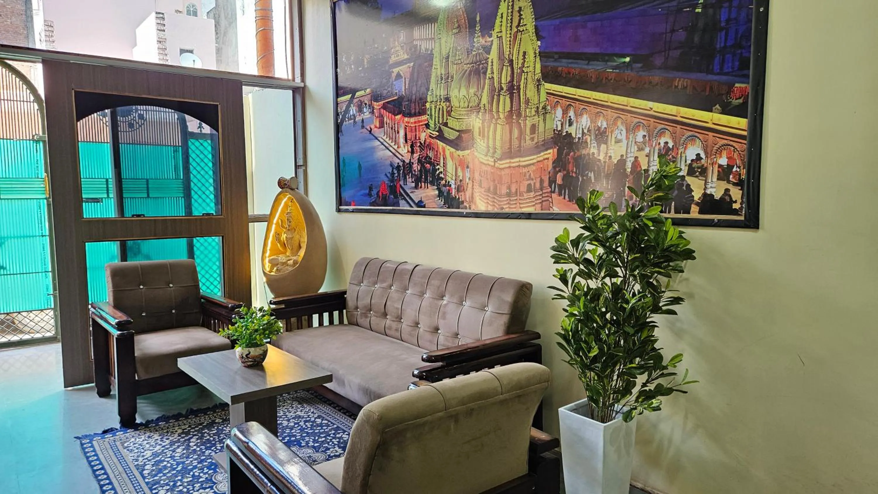 Lobby or reception in Bluebells Varanasi