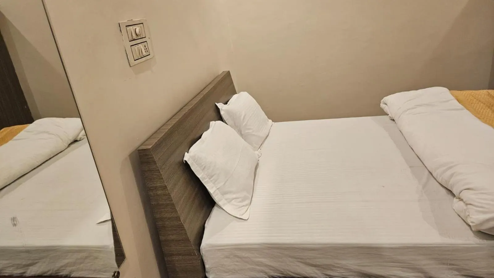 Bed in Bluebells Varanasi