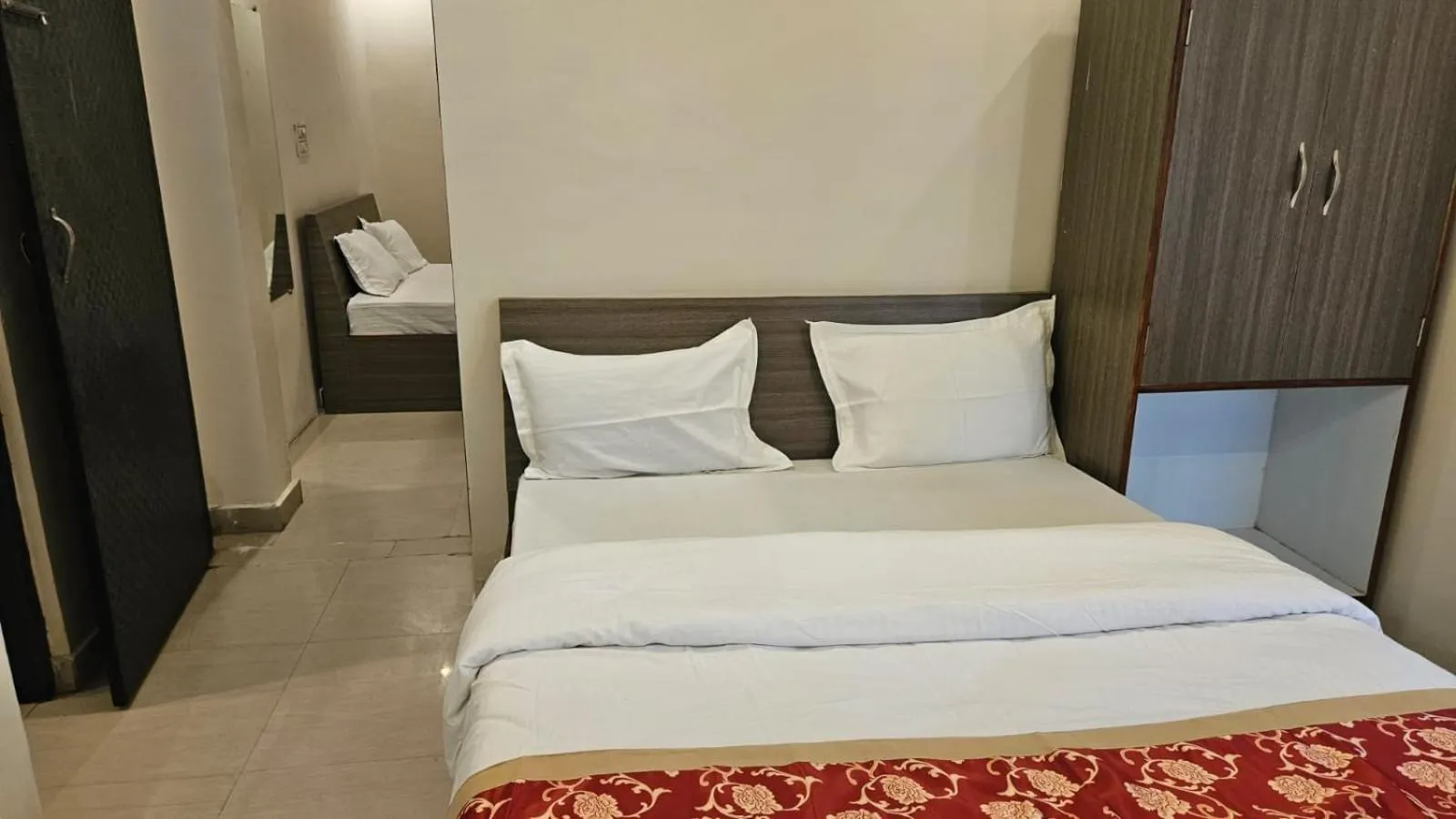 Bed in Bluebells Varanasi