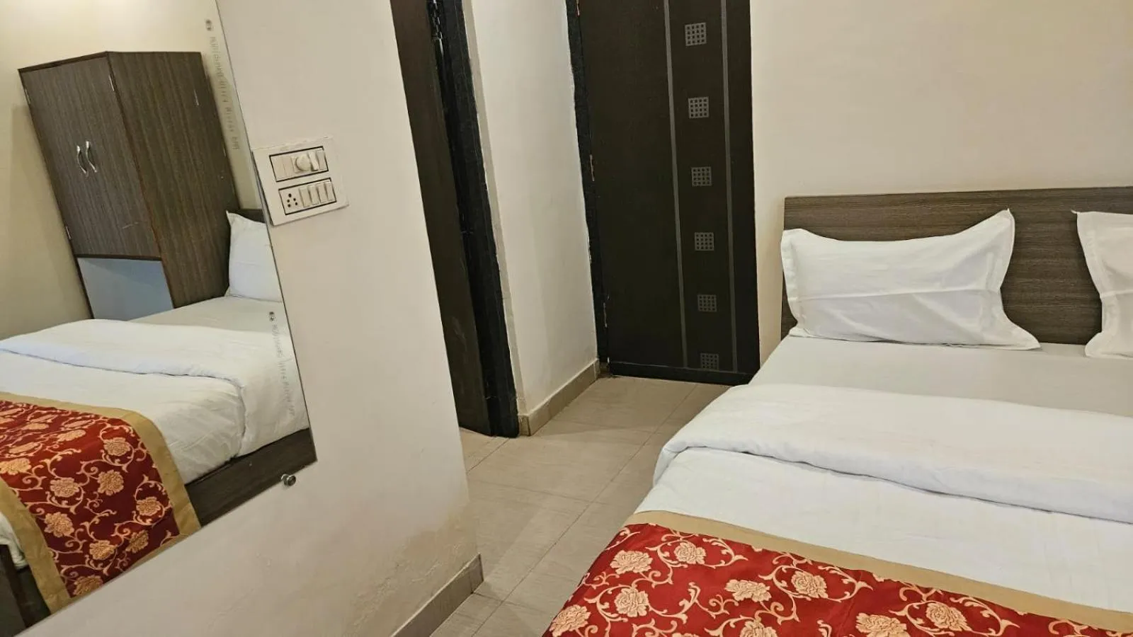 Bed in Bluebells Varanasi