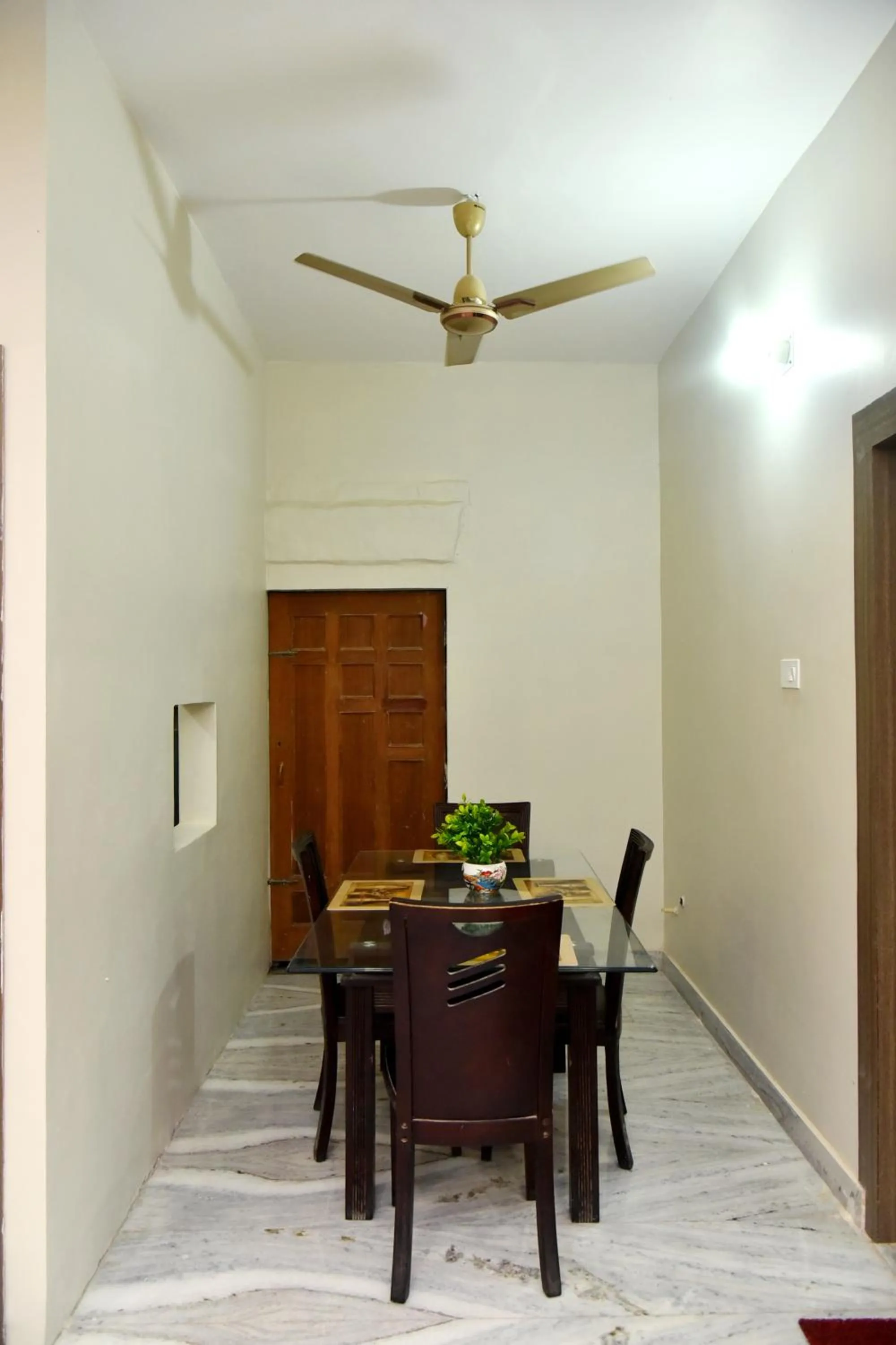 Dining area in Bluebells Varanasi