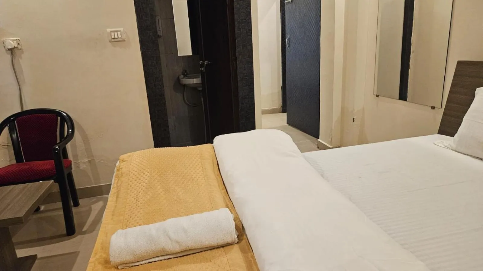 Bed in Bluebells Varanasi