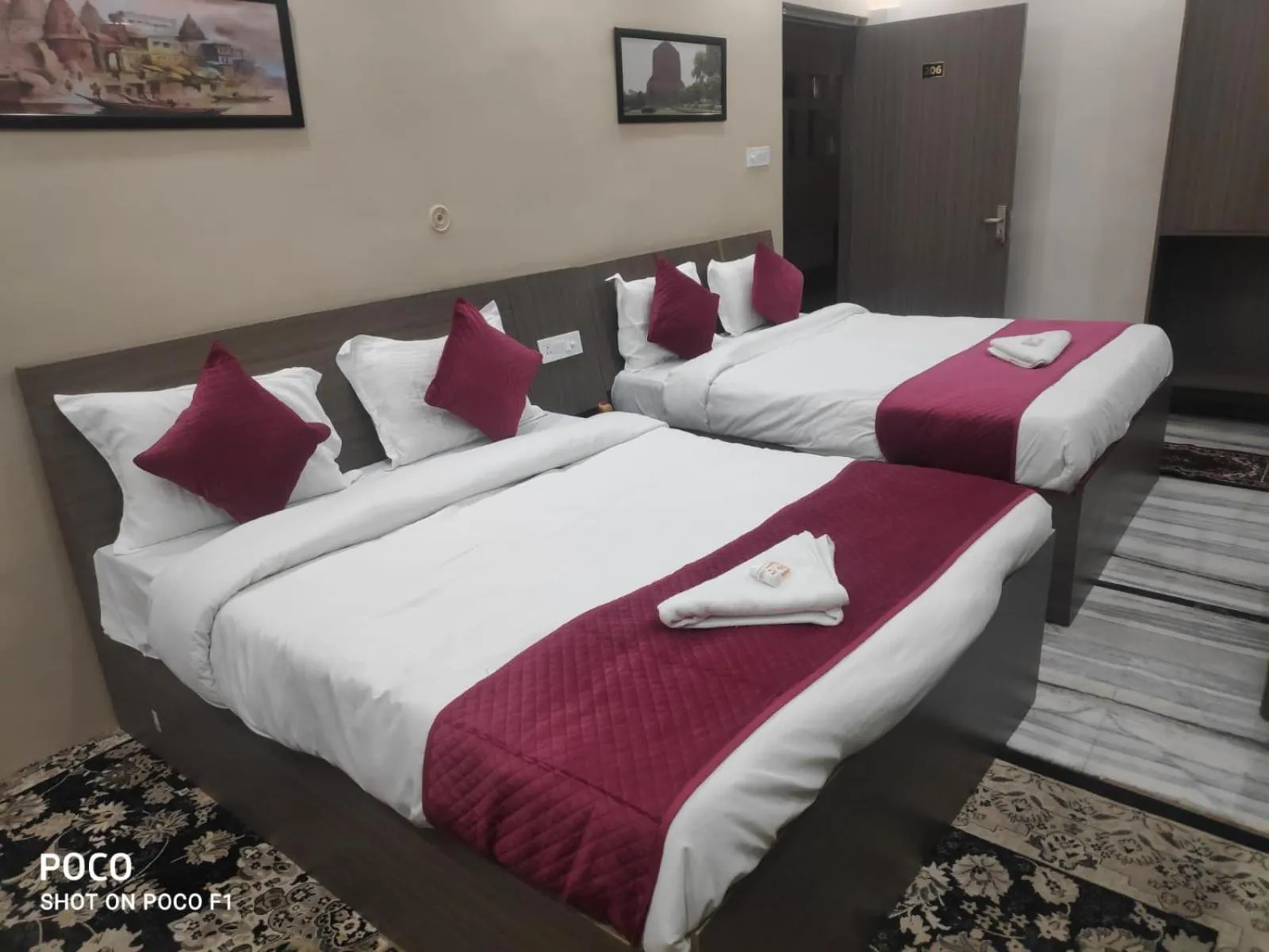 Bedroom, Bed in Bluebells Varanasi