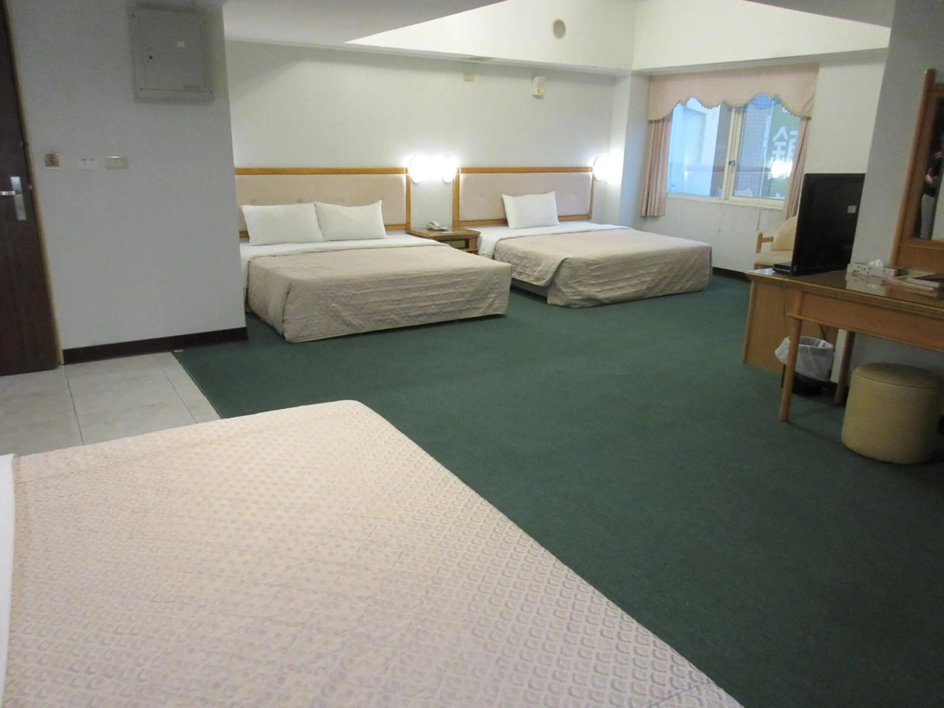 Bedroom, Bed in Kenting City Gate Hotel