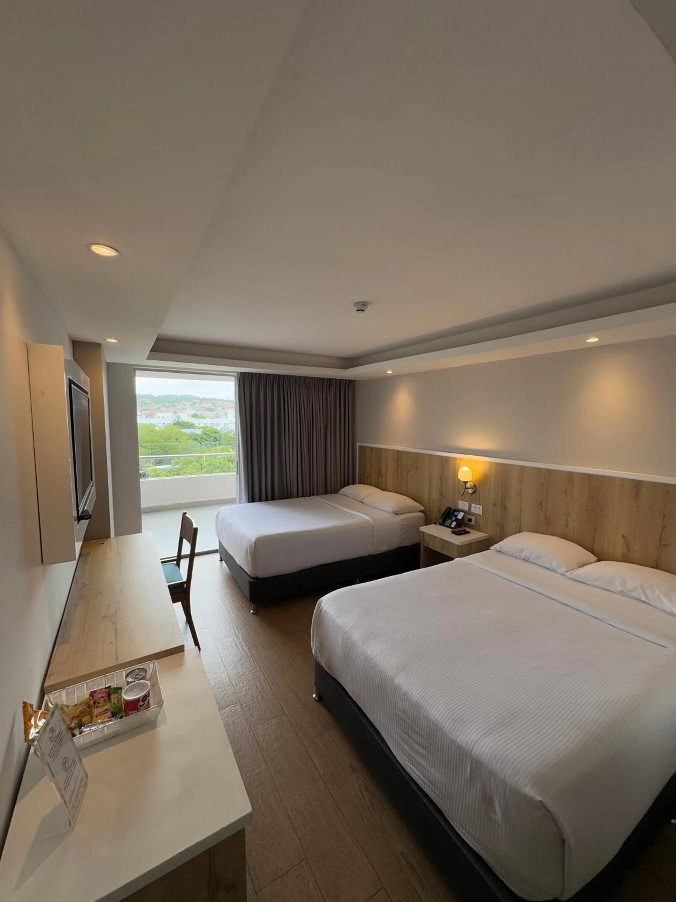 Bed in Wyndham Garden Cartagena