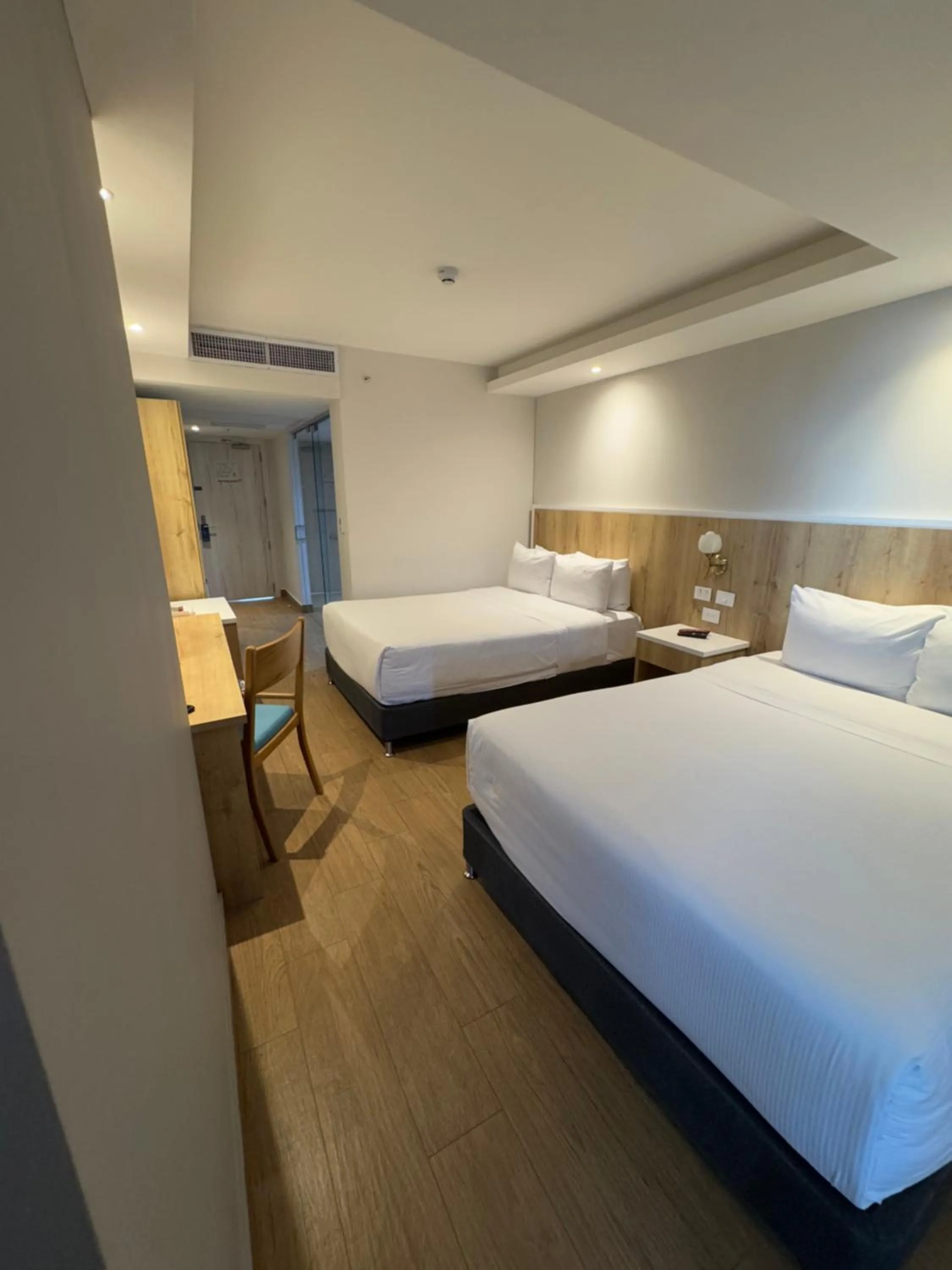 Bed in Wyndham Garden Cartagena